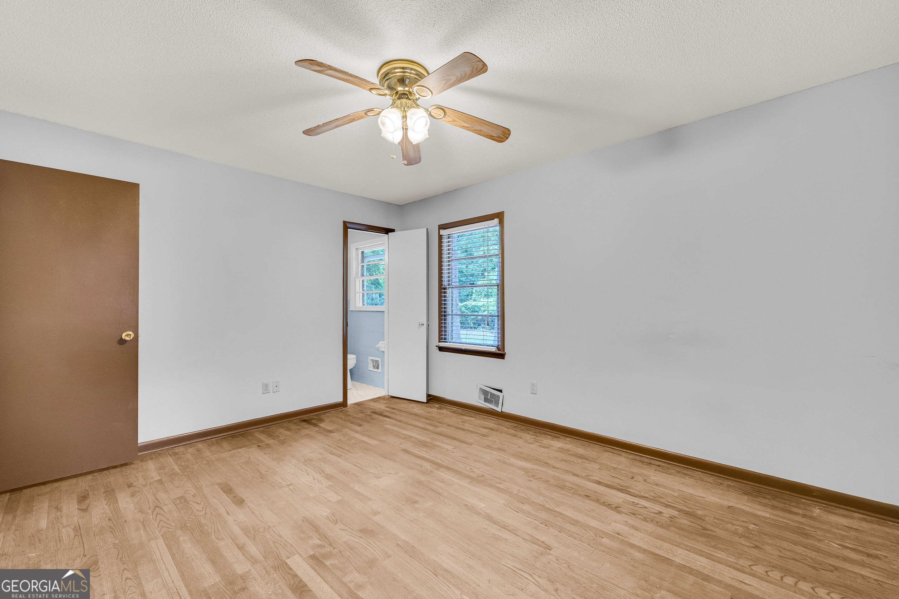 270 University Circle Property Photo 31