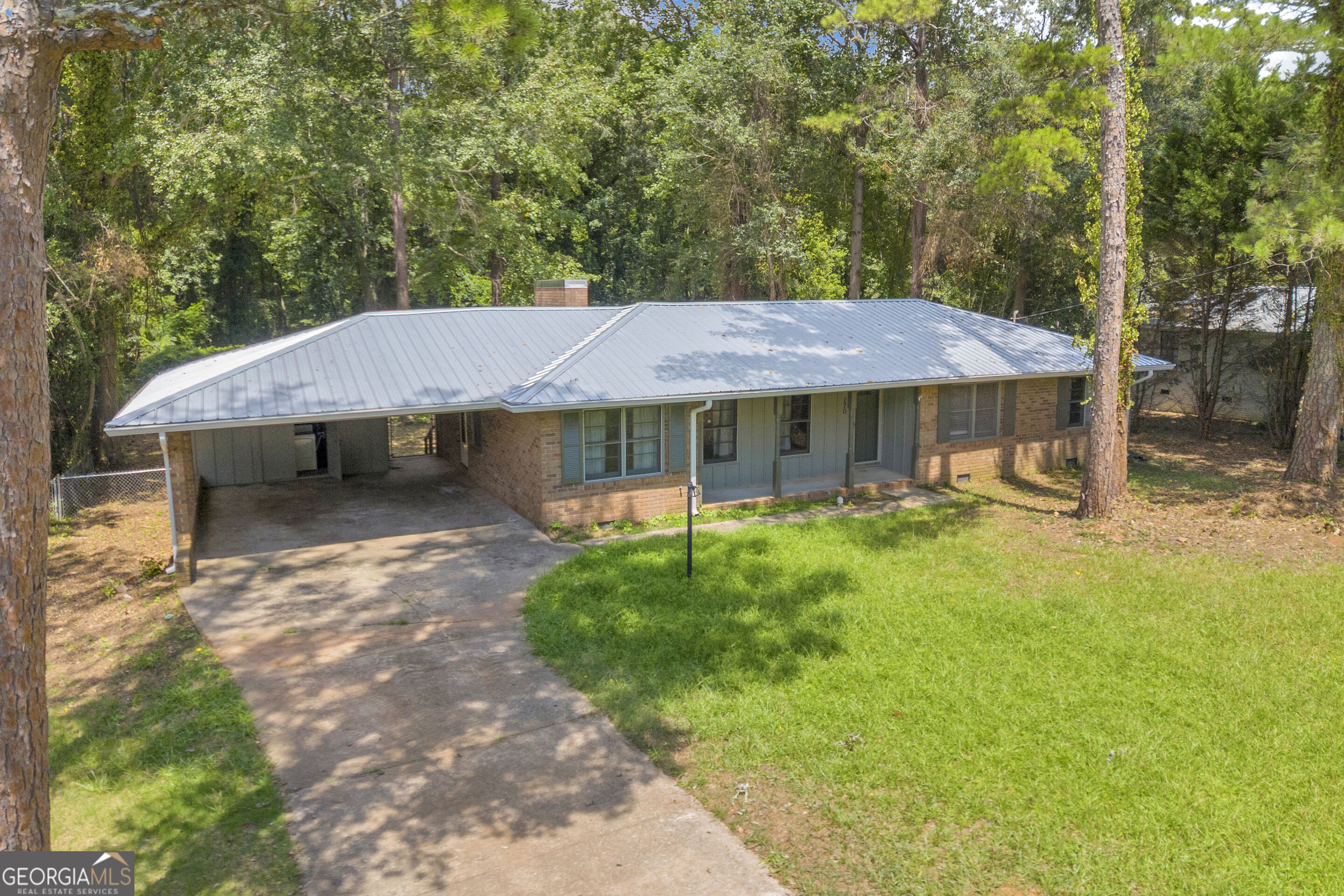 270 University Circle Property Photo 33
