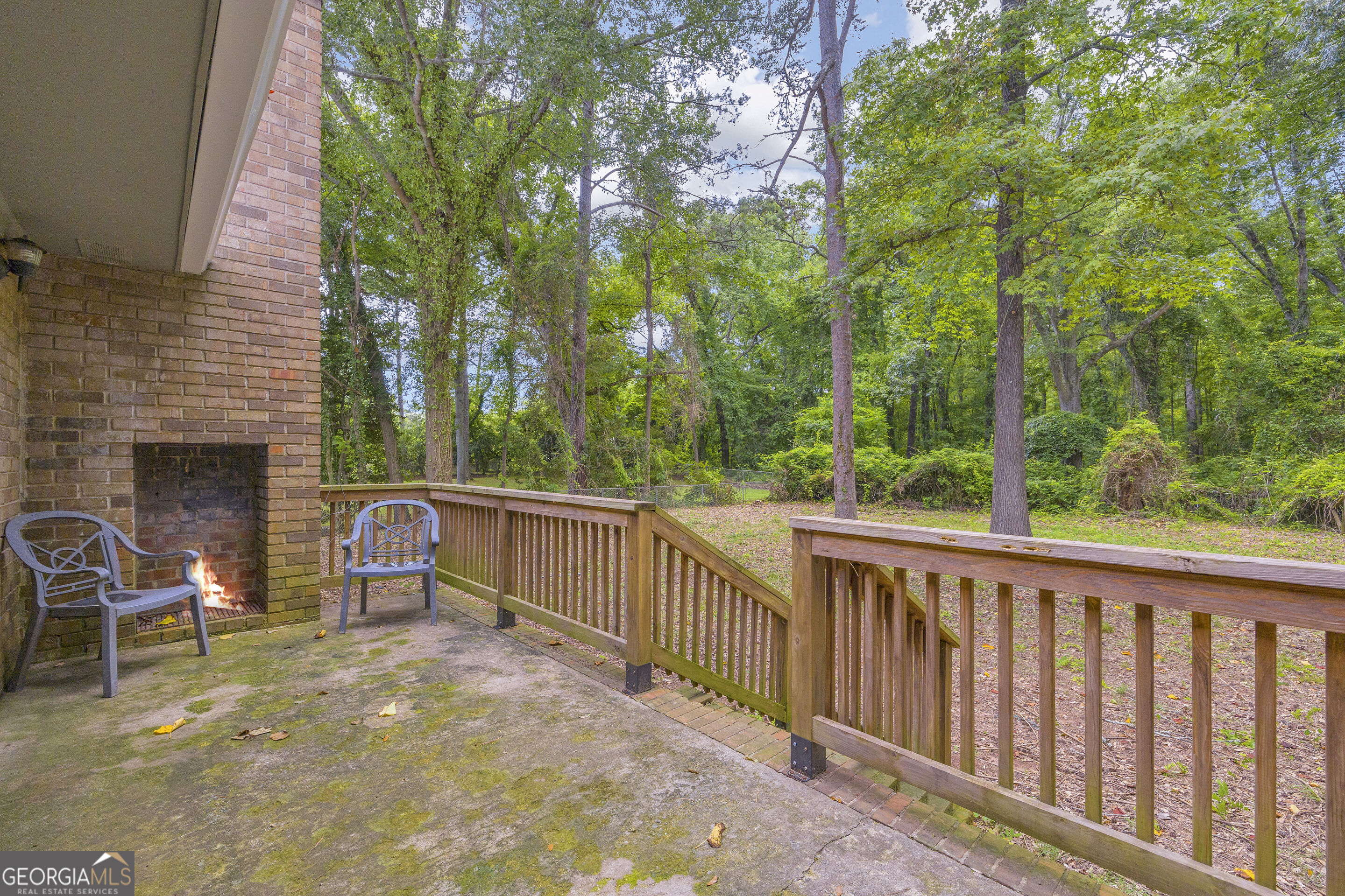 270 University Circle Property Photo 37