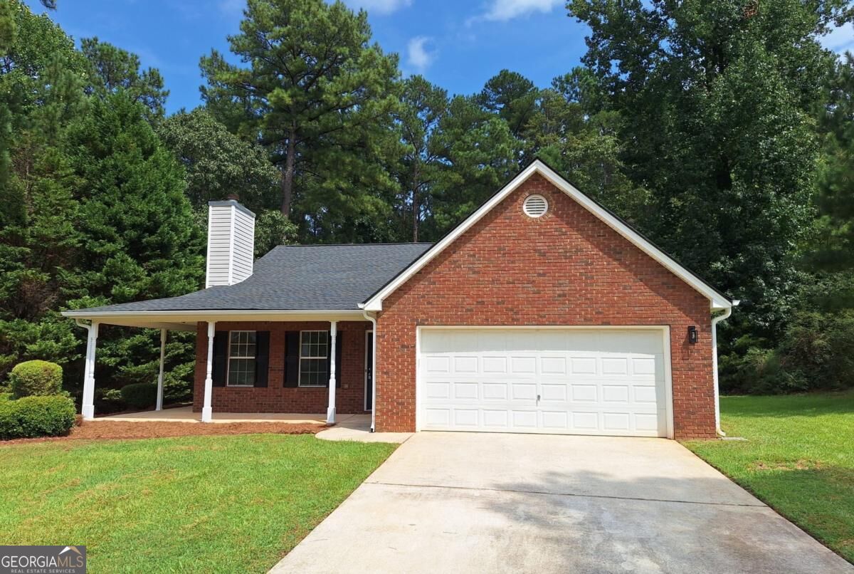 215 Oak Hill Drive Property Photo 4