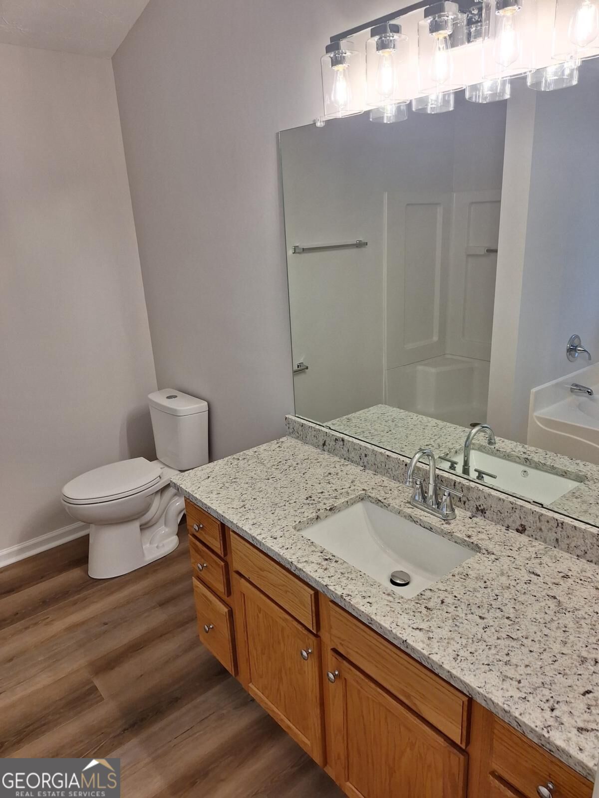 215 Oak Hill Drive Property Photo 12