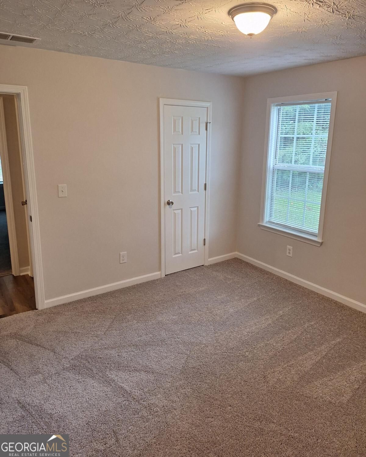 215 Oak Hill Drive Property Photo 23