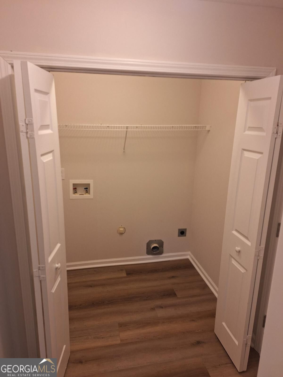 215 Oak Hill Drive Property Photo 25