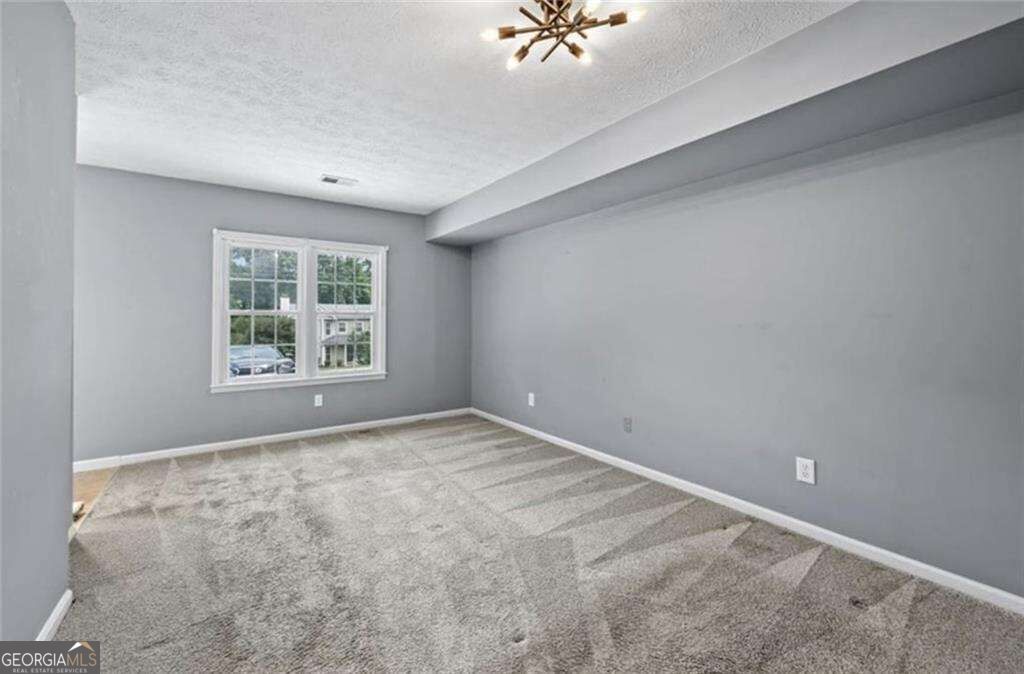 392 Heritage Lane Property Photo 29