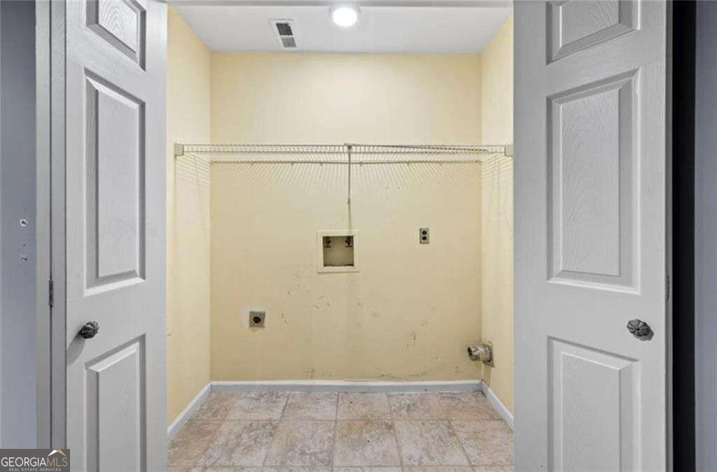 392 Heritage Lane Property Photo 36