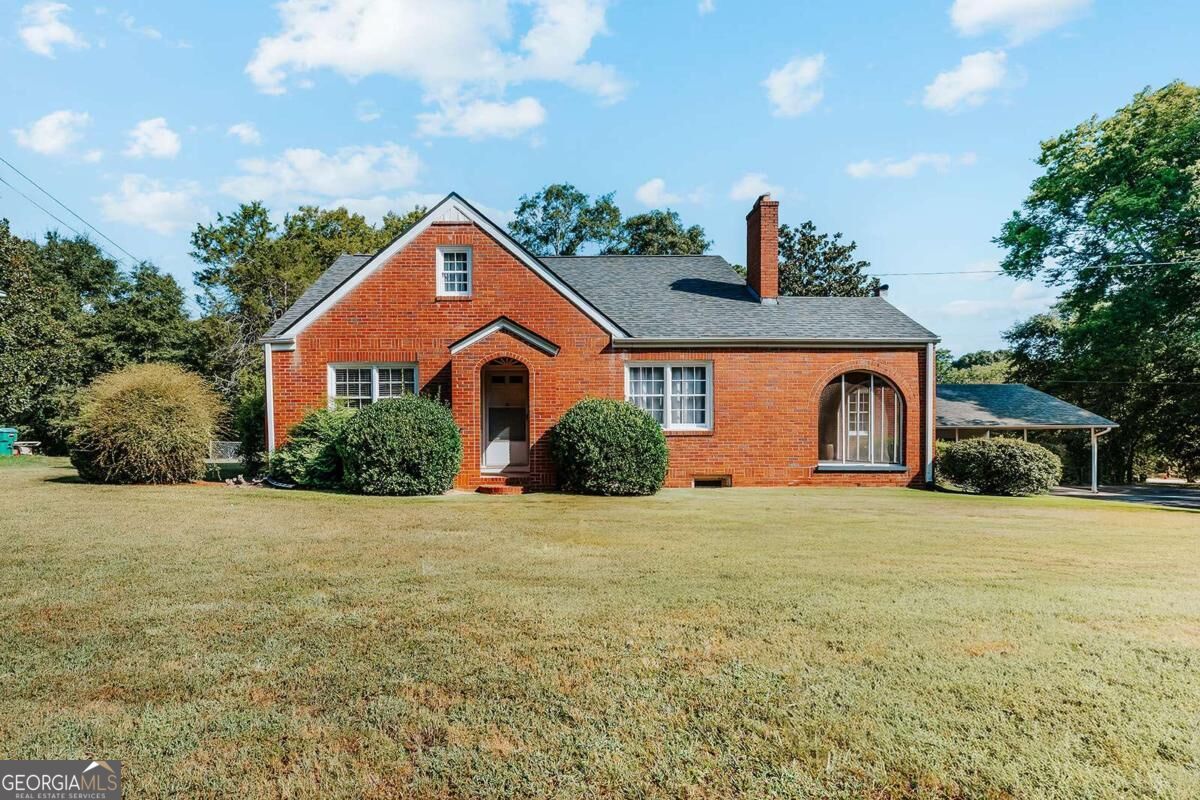 249 Park Avenue Property Photo 1