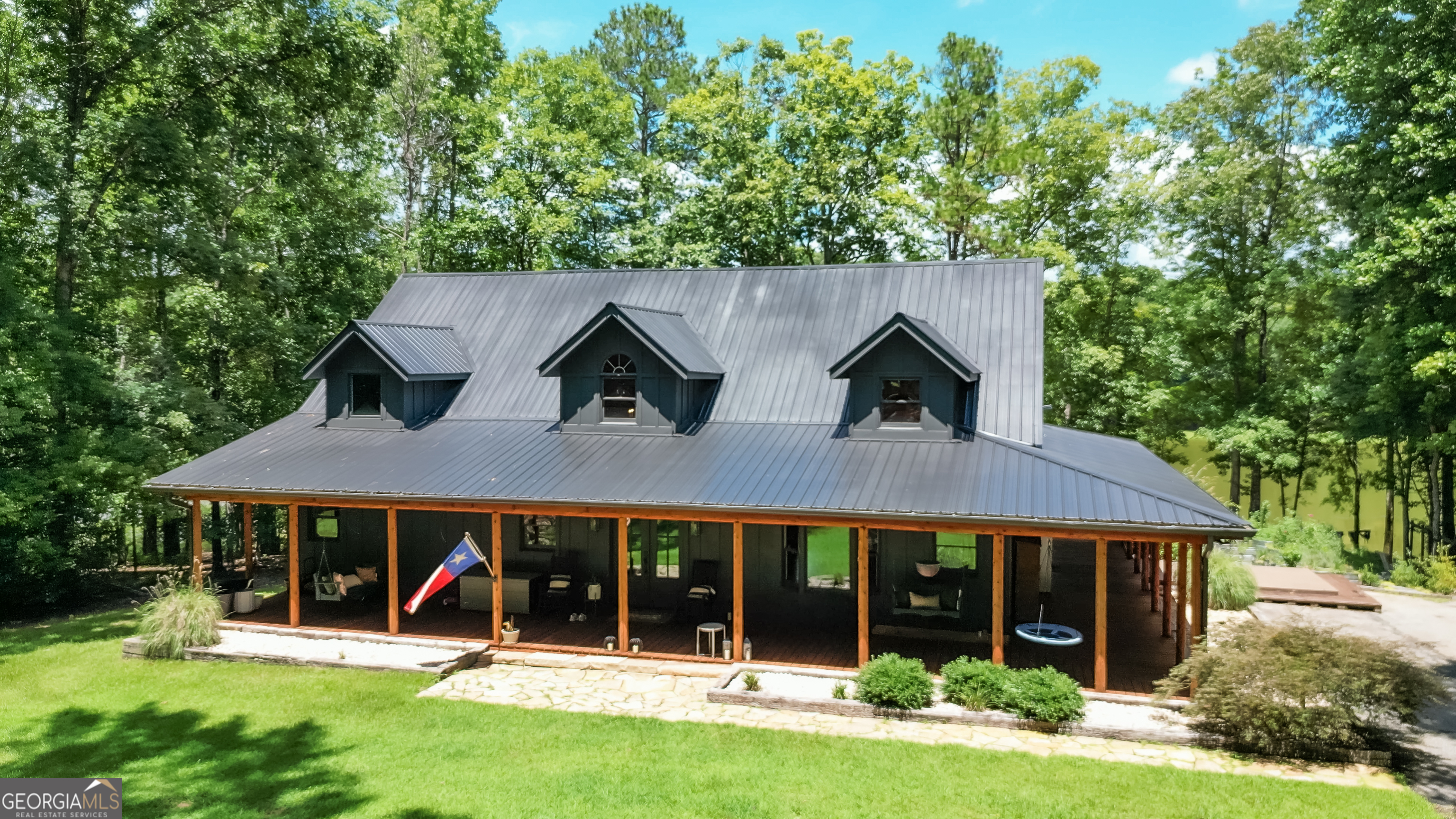 710 Line Creek Road Property Photo 10