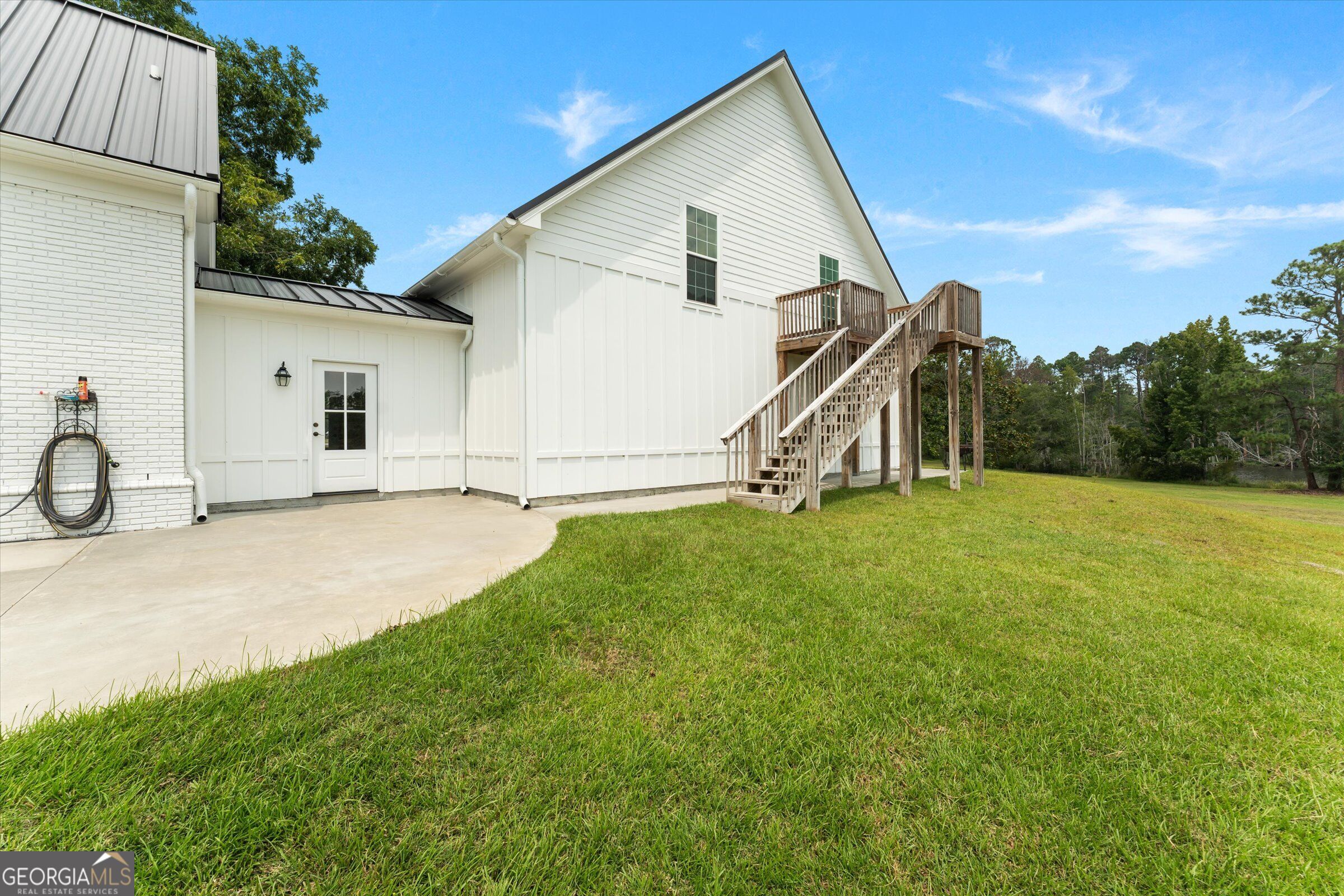 2224 Chainey Briar Rd Property Photo 9