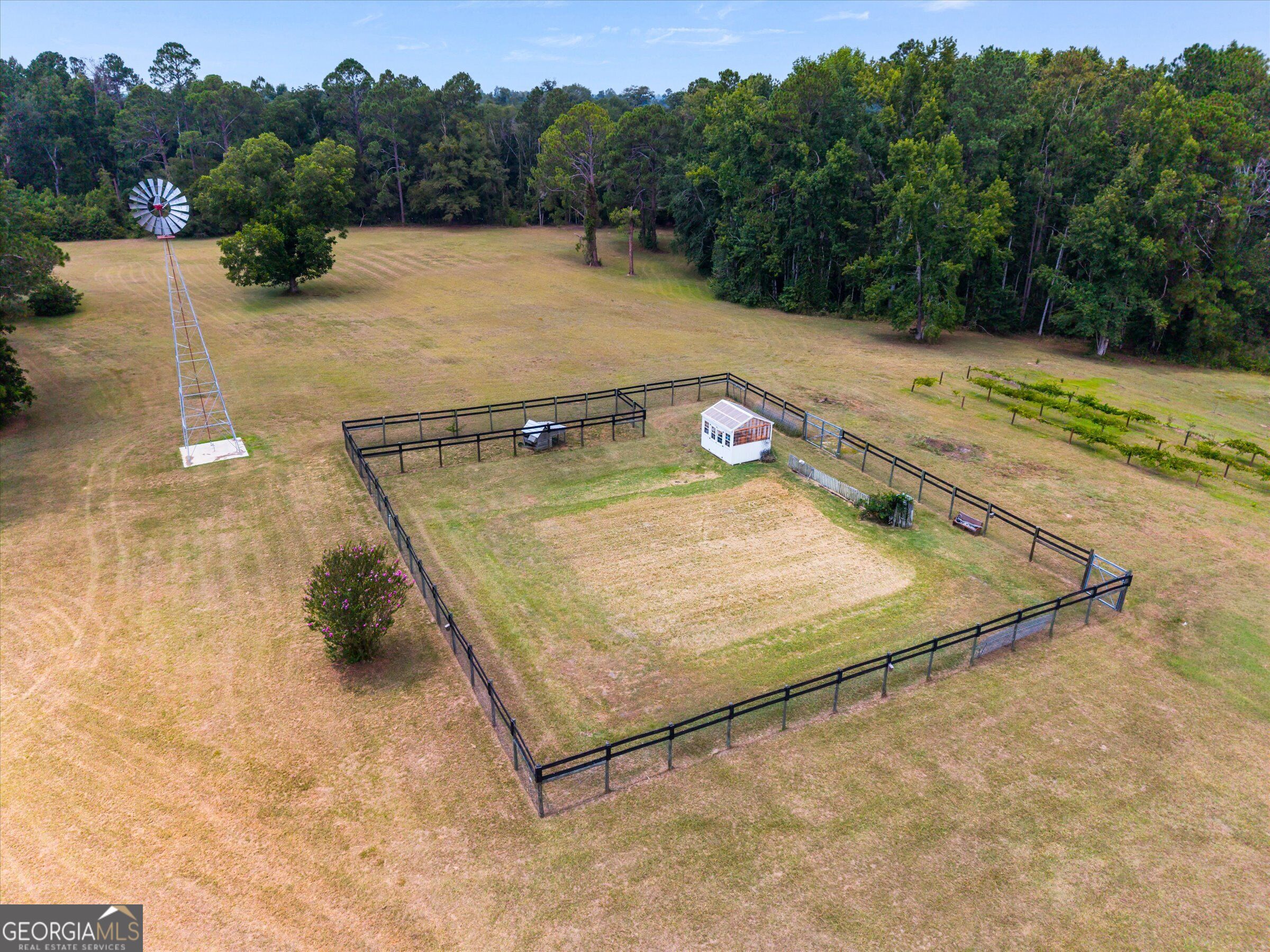 2224 Chainey Briar Rd Property Photo 35