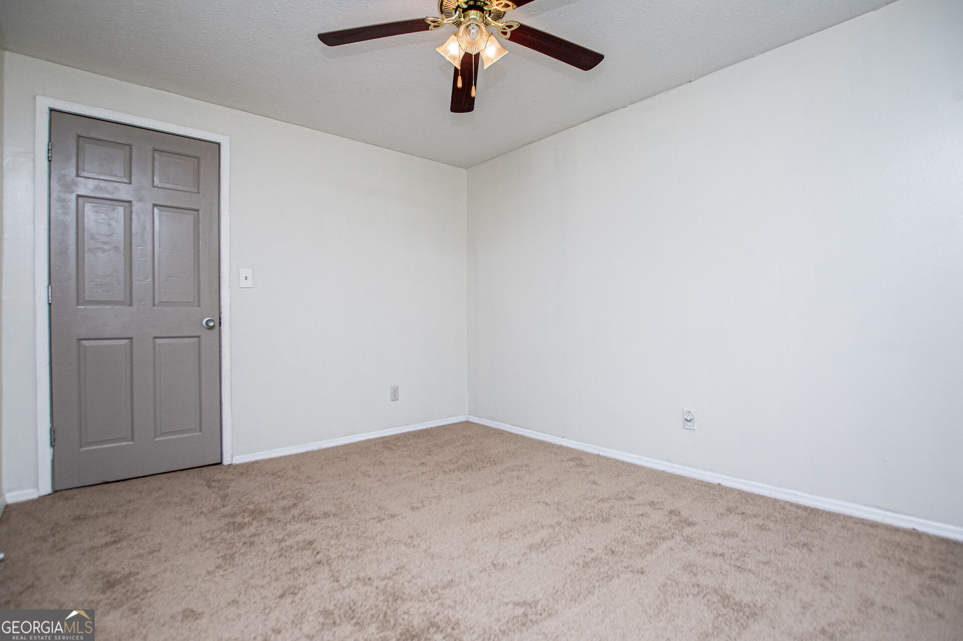 105 Sharp Drive Property Photo 31