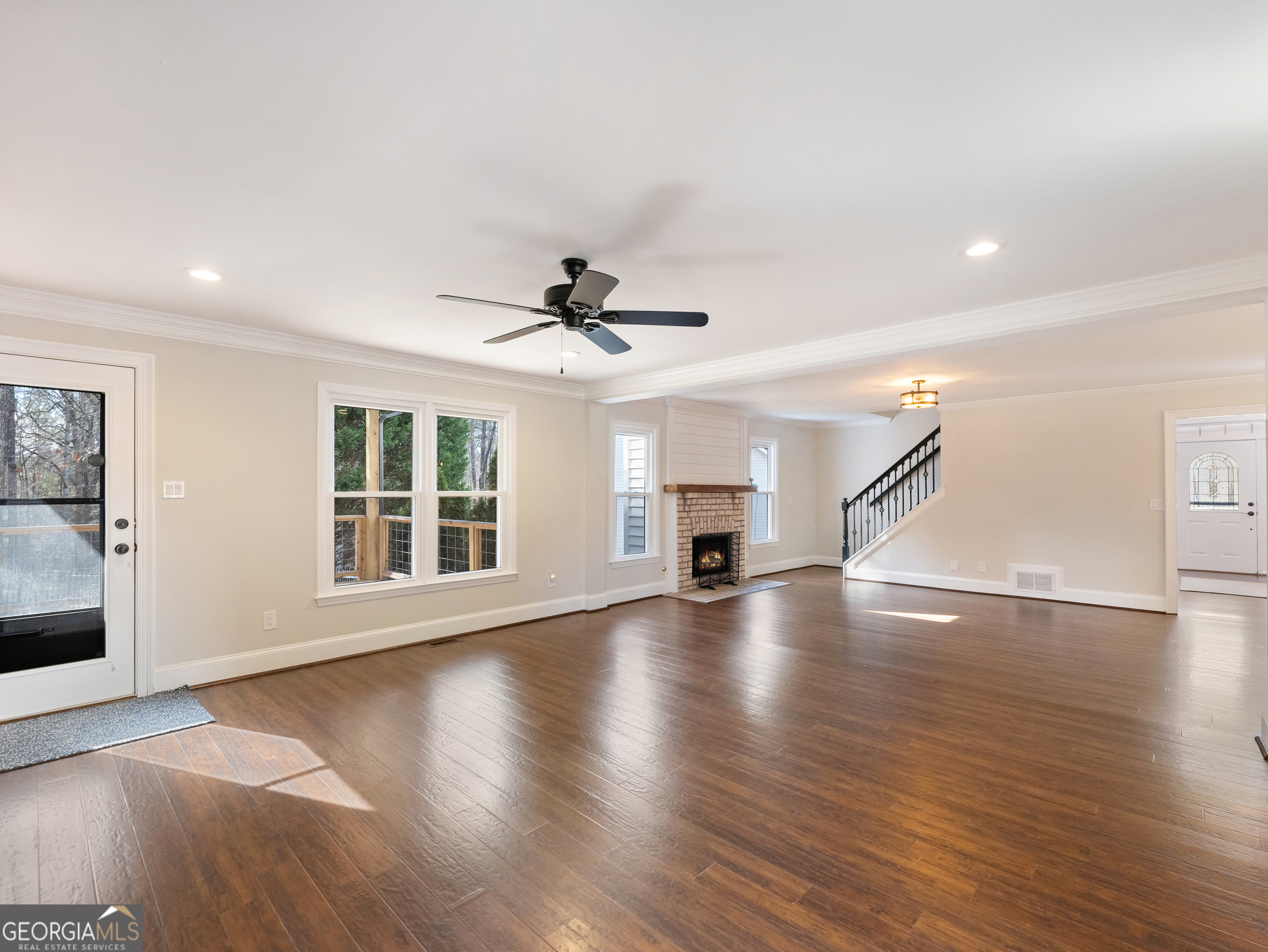 3965 Hamilton View Way Property Photo 18