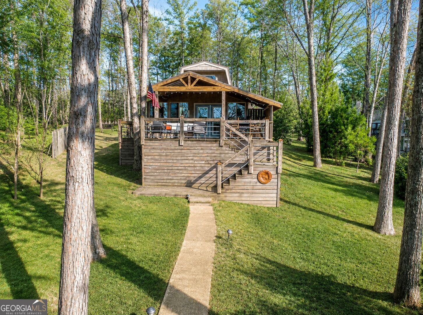 1000 Tree-a-coon Place Property Photo 1
