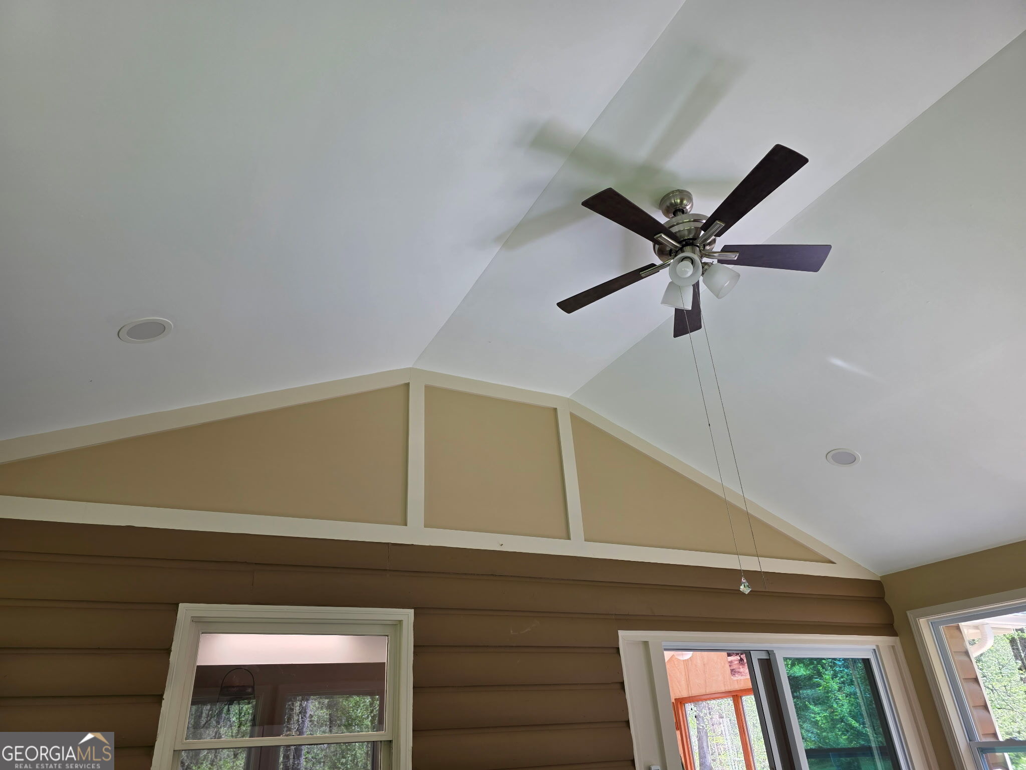 403 N Stringer Road Property Photo 13