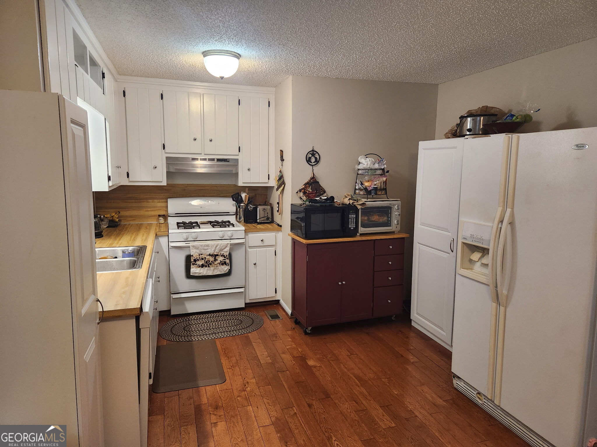 403 N Stringer Road Property Photo 14