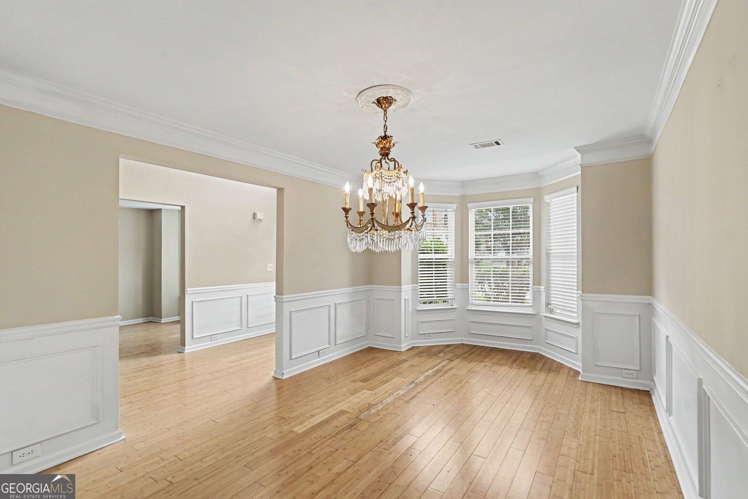 579 Ironstone Drive Property Photo 4