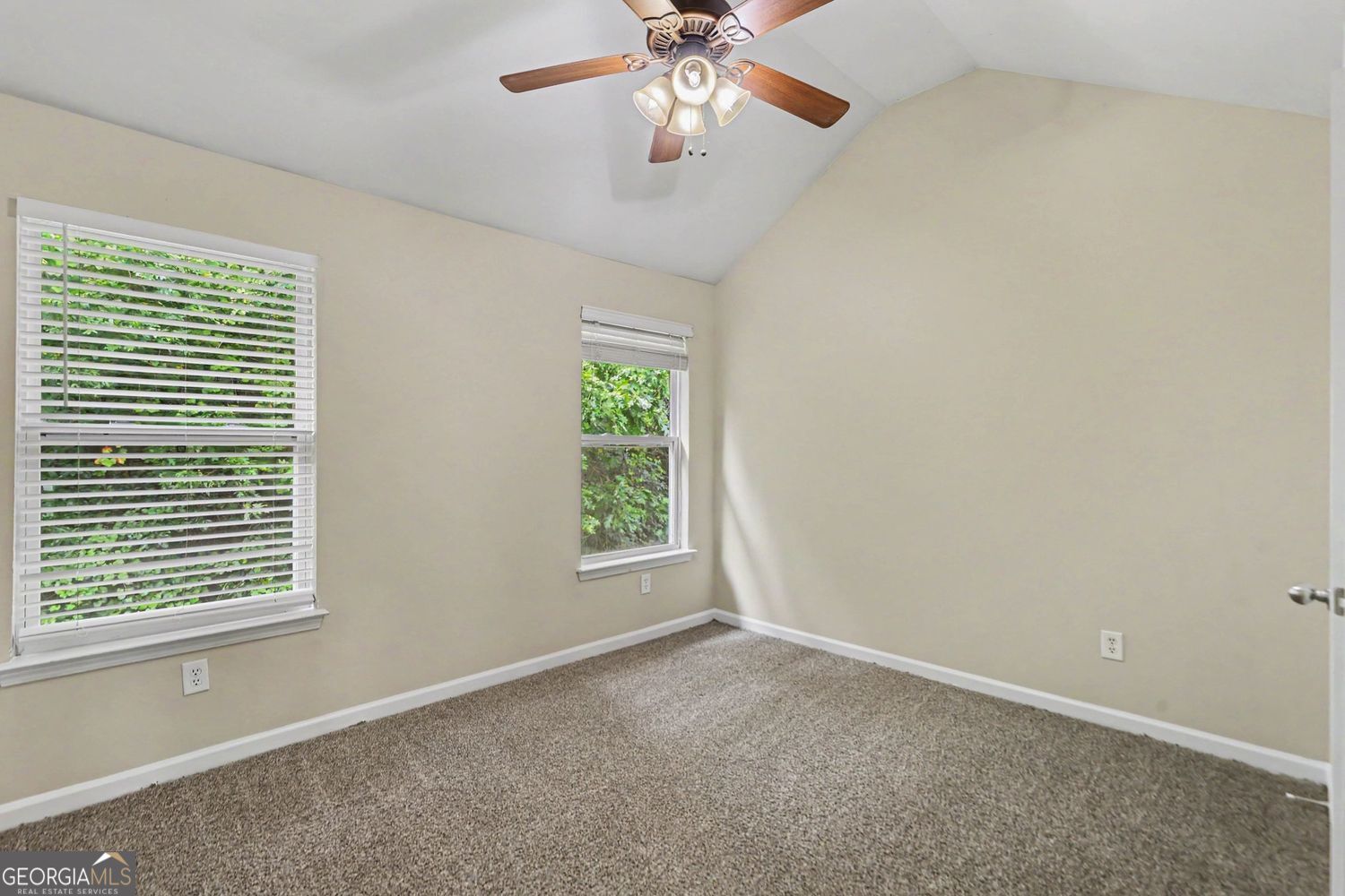 579 Ironstone Drive Property Photo 17