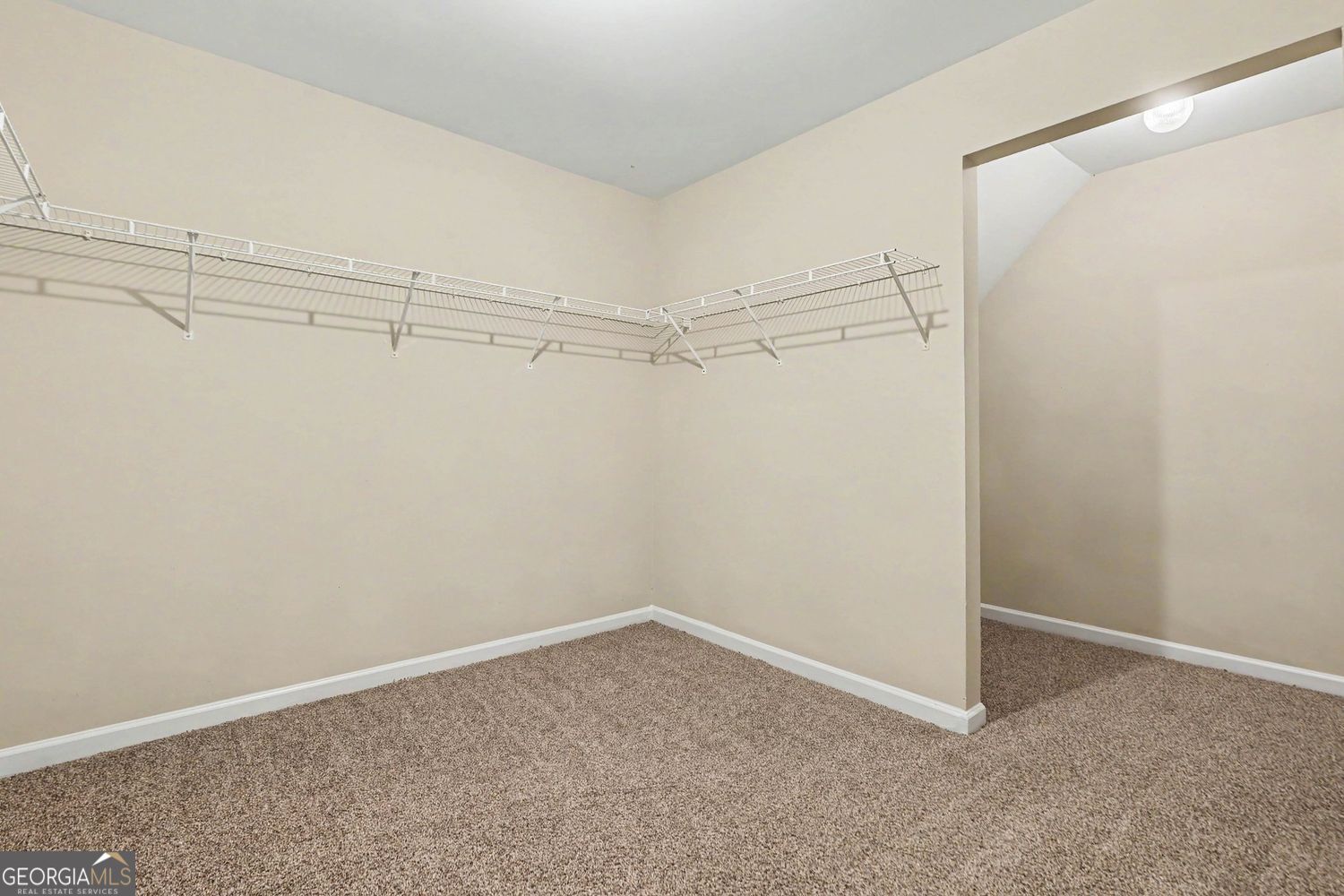 579 Ironstone Drive Property Photo 28