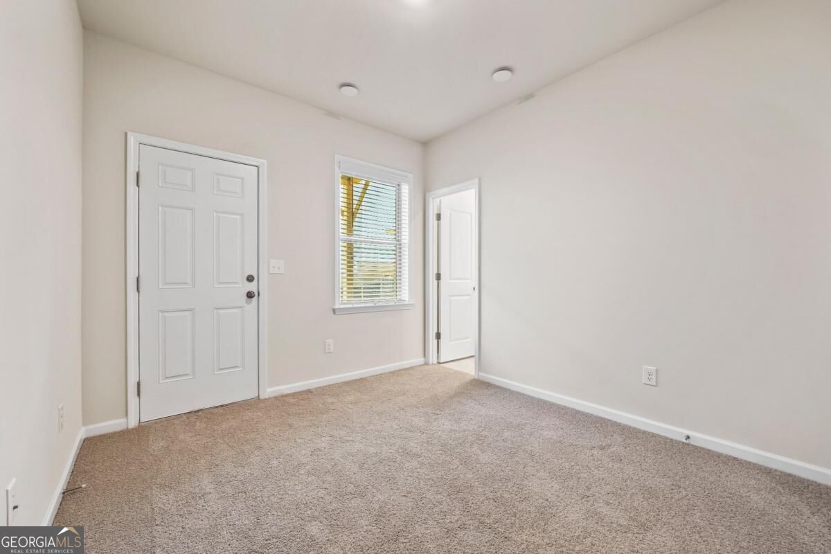 135 Matson Run Sw Property Photo 4