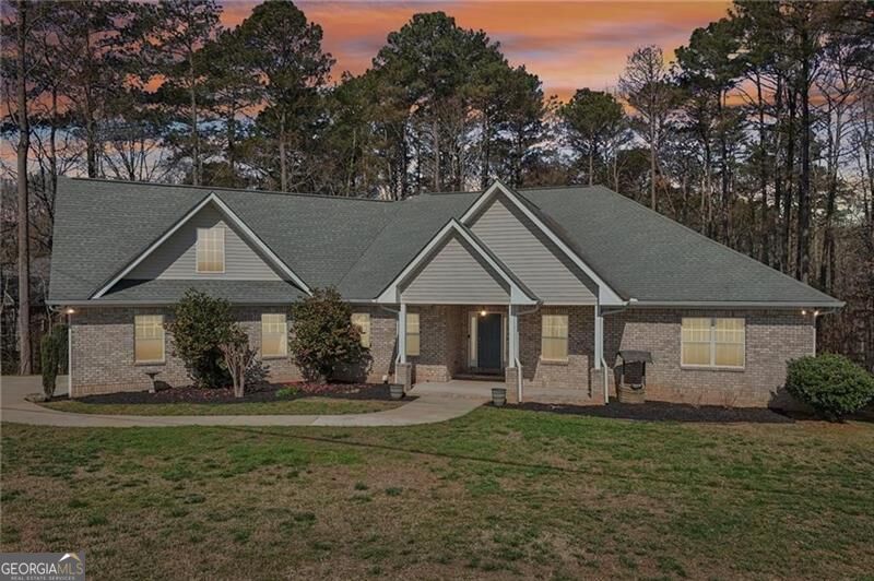 7055 Bannister Road Property Photo 1