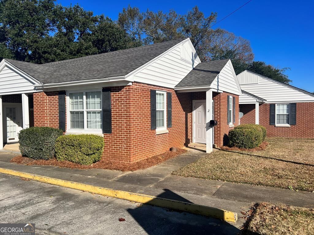 1825 Veterans Boulevard Suite 2 Property Photo 1
