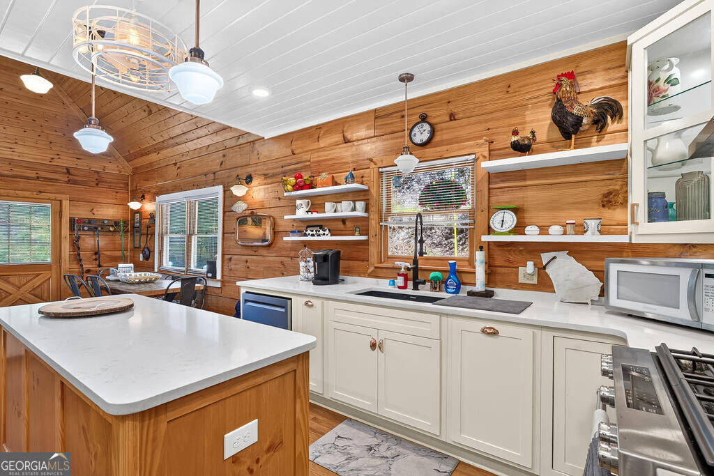 161 Walkabout Creek Road Property Photo 15