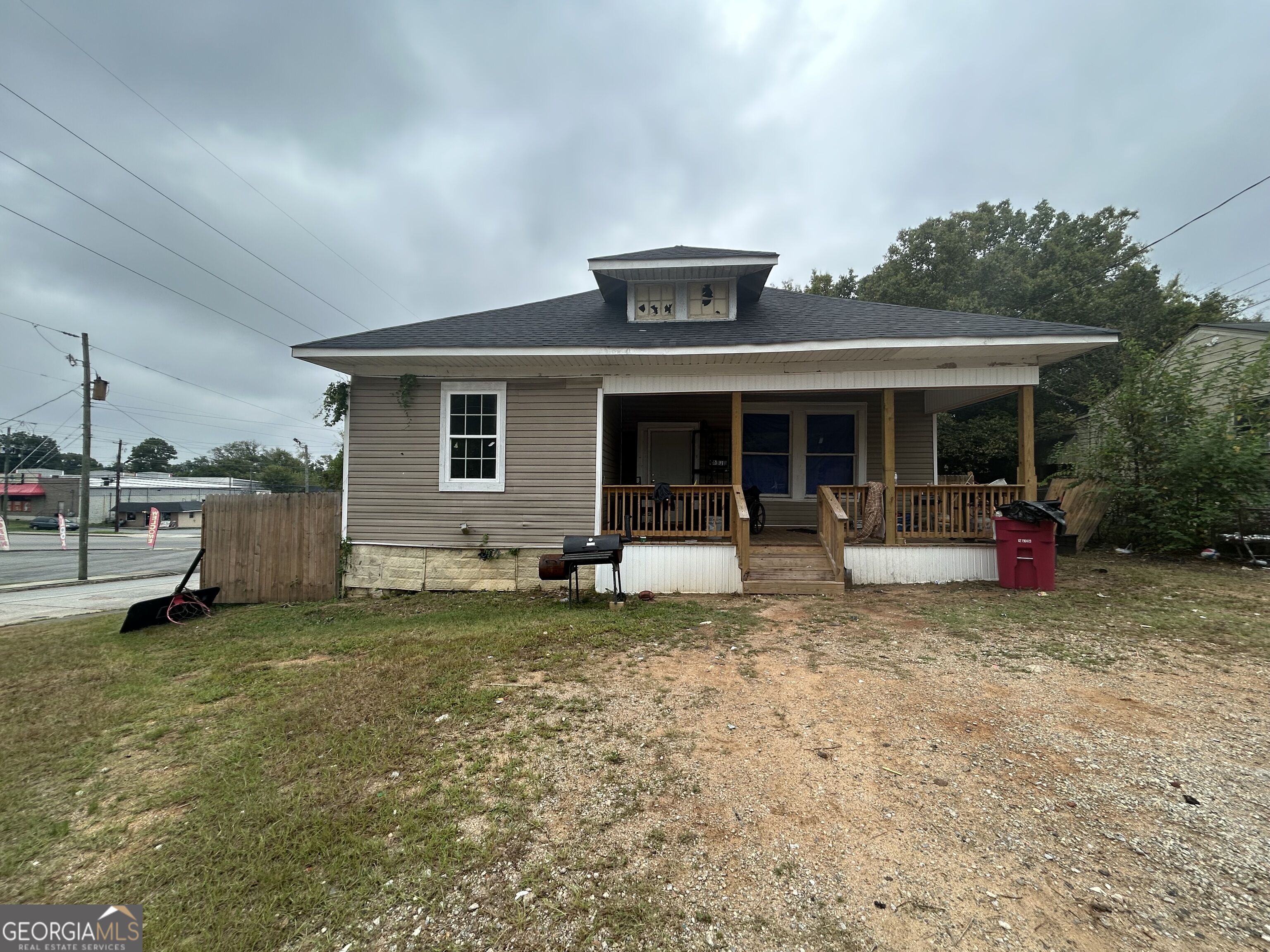 2652 Cherry Avenue Property Photo 1