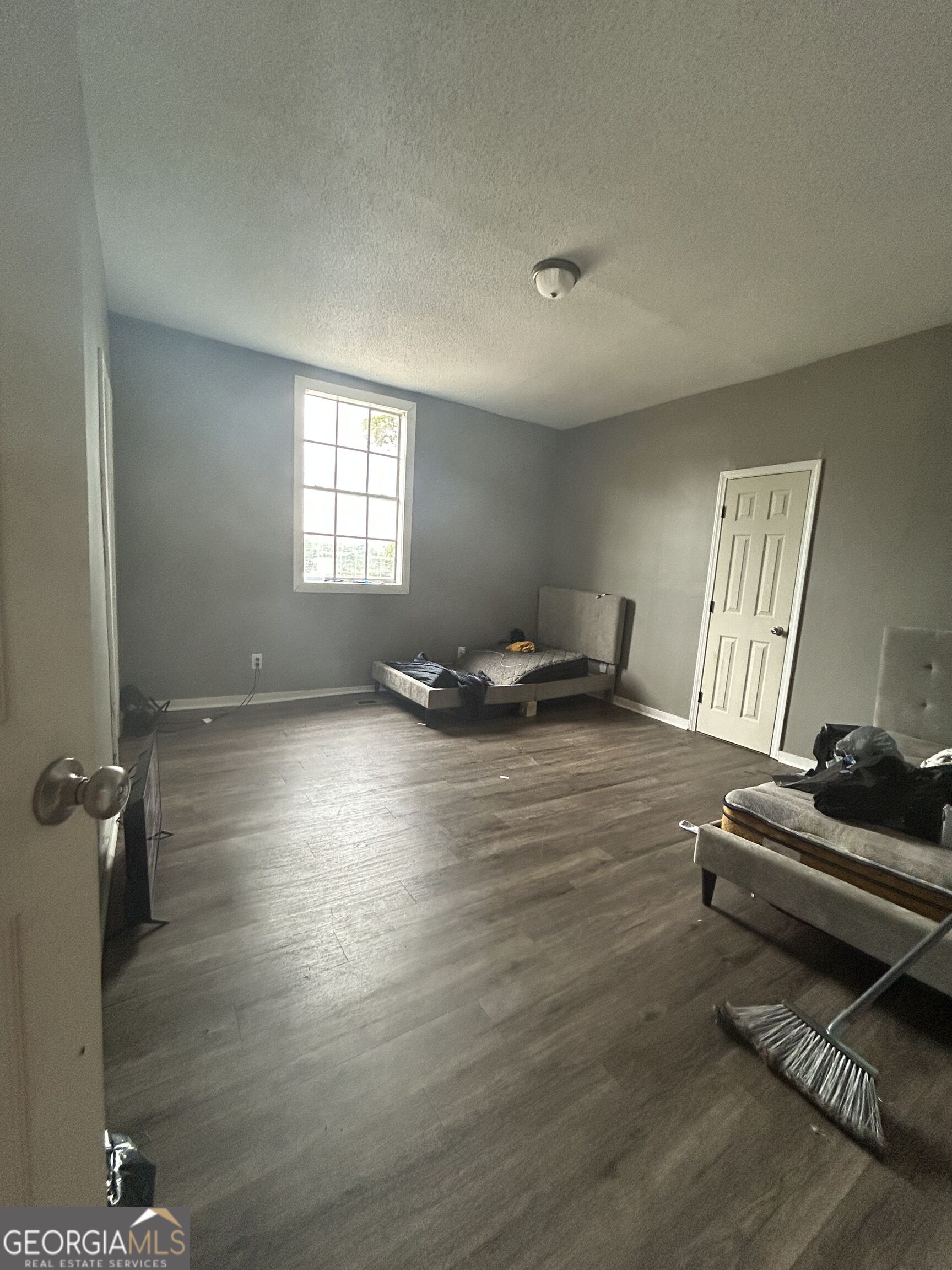 2652 Cherry Avenue Property Photo 5