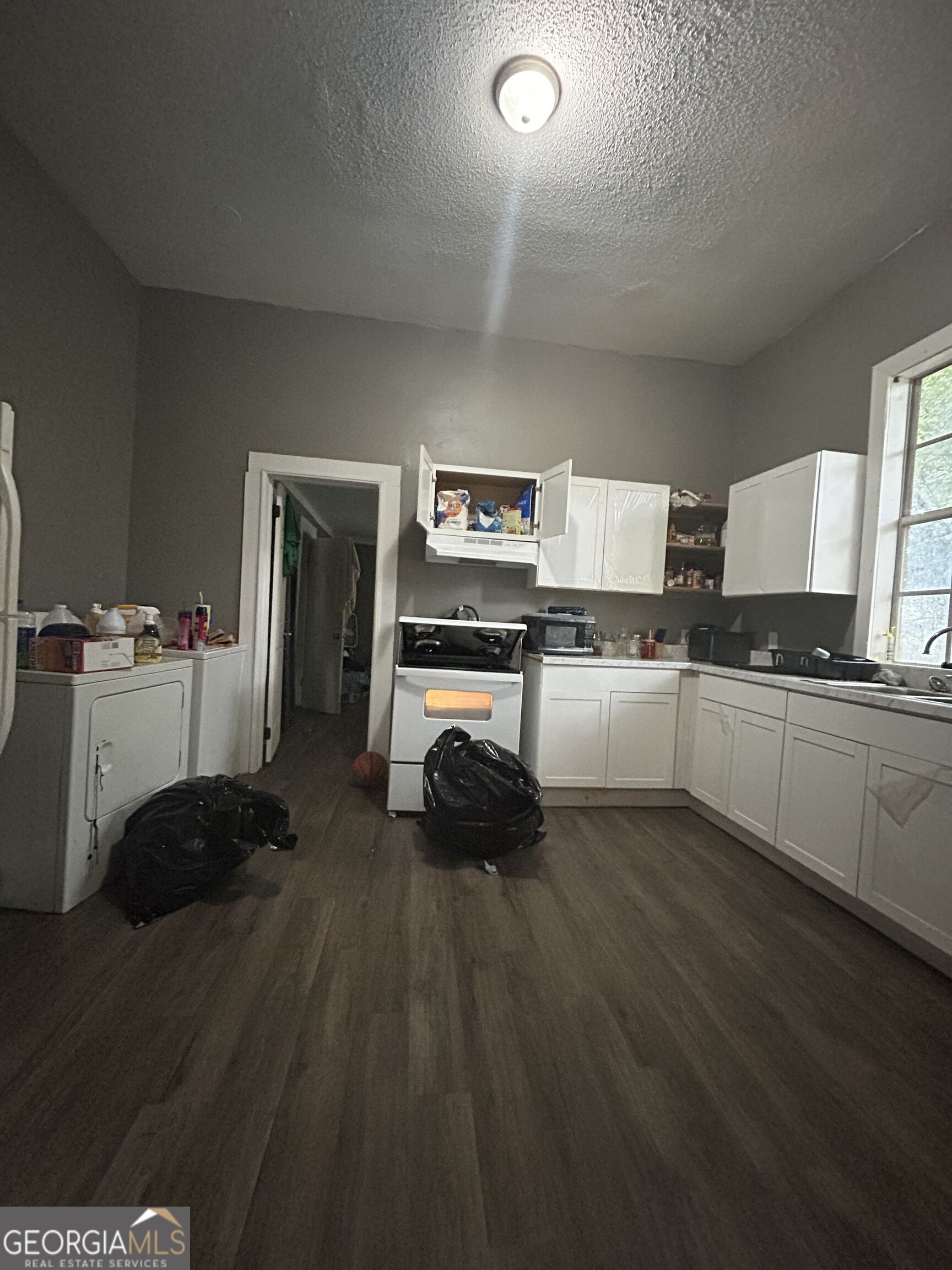 2652 Cherry Avenue Property Photo 7