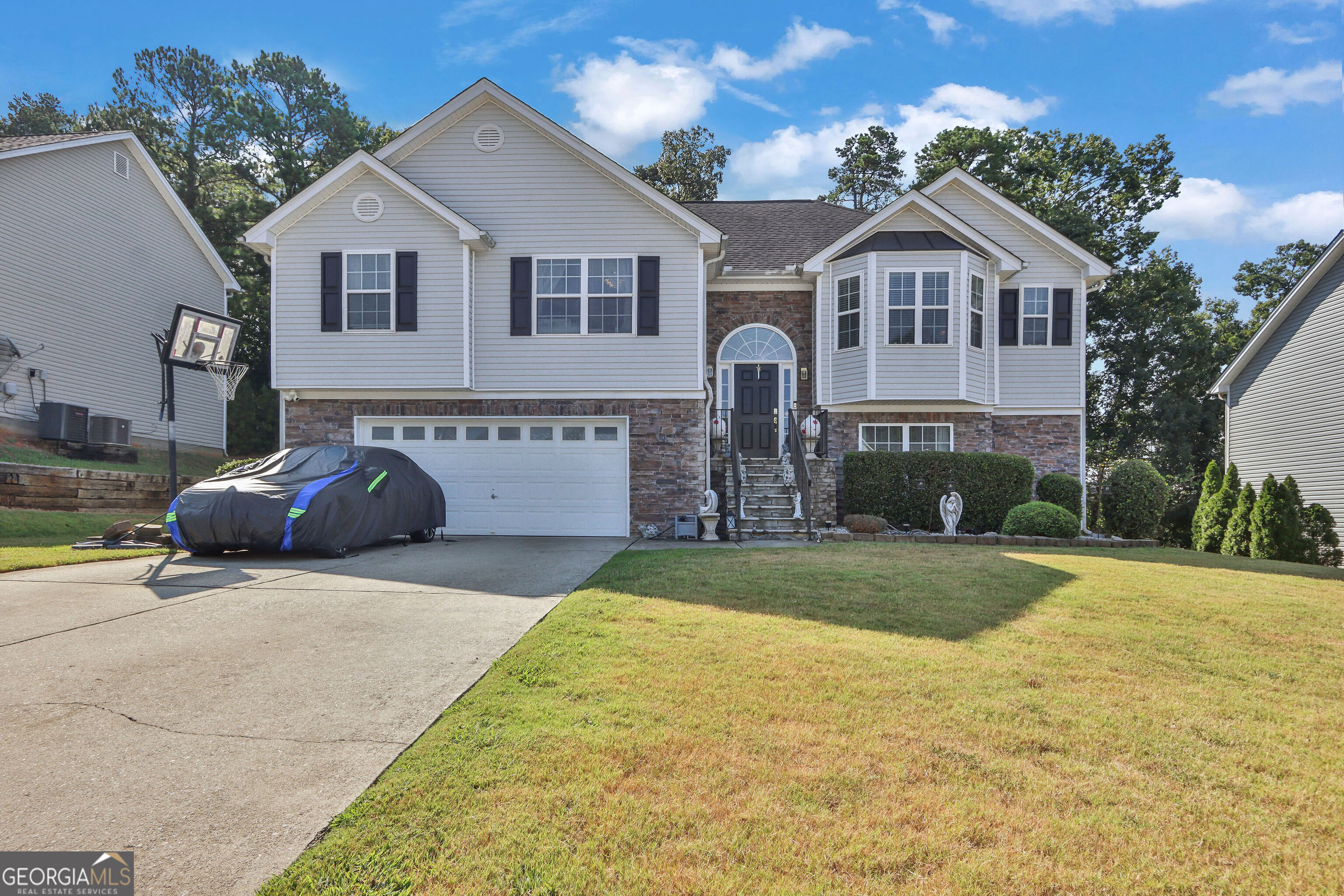 869 Martin Forest Court Property Photo 1