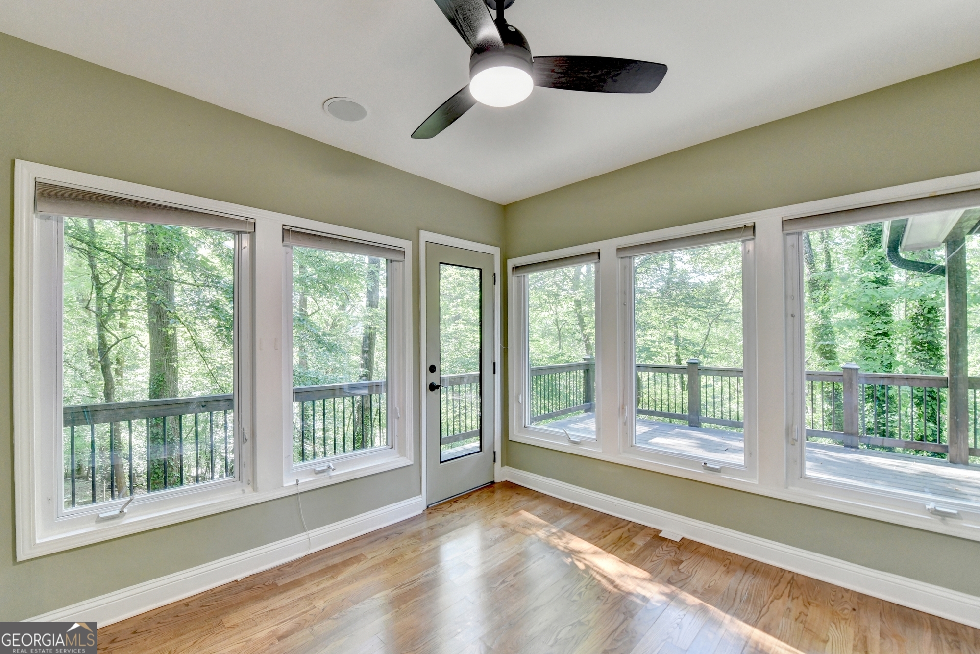 975 Timber Lake Trail Property Photo 12