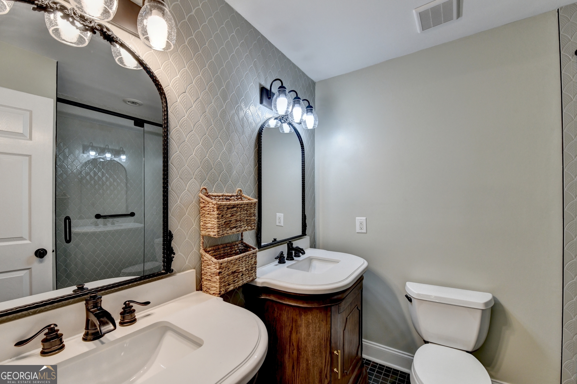 975 Timber Lake Trail Property Photo 32