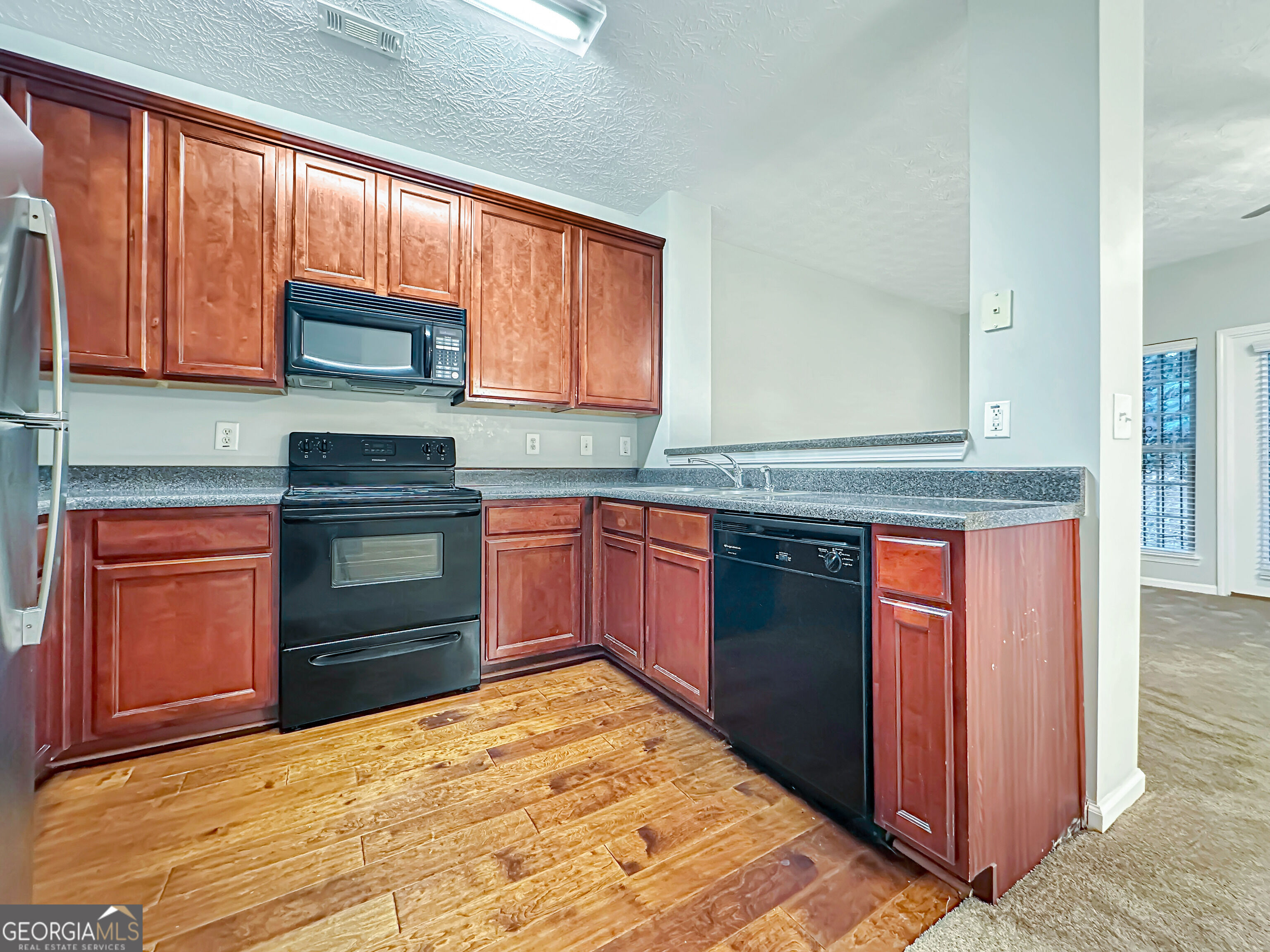 4283 High Park Lane # 10 Property Photo 5