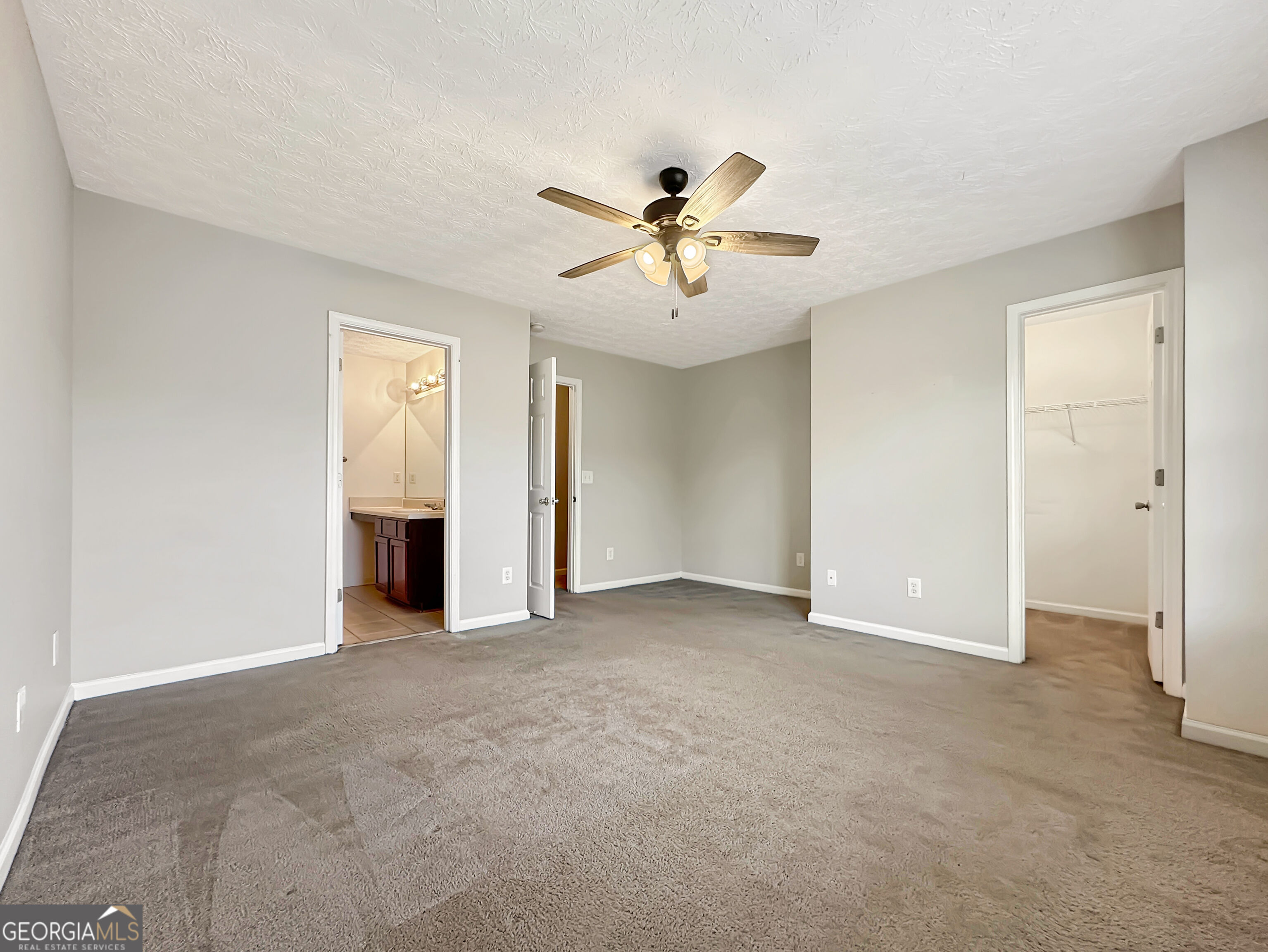 4283 High Park Lane # 10 Property Photo 9