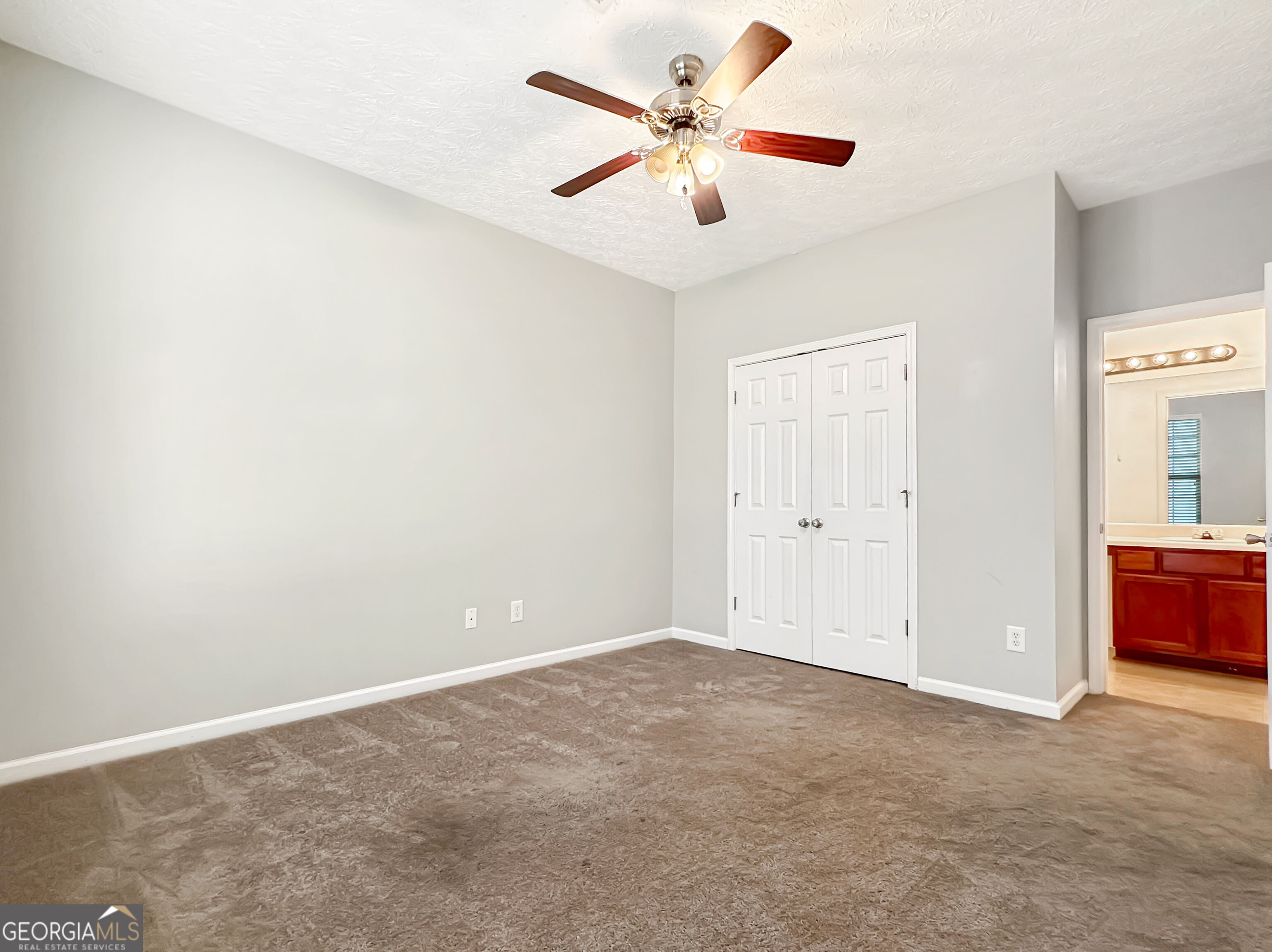 4283 High Park Lane # 10 Property Photo 15