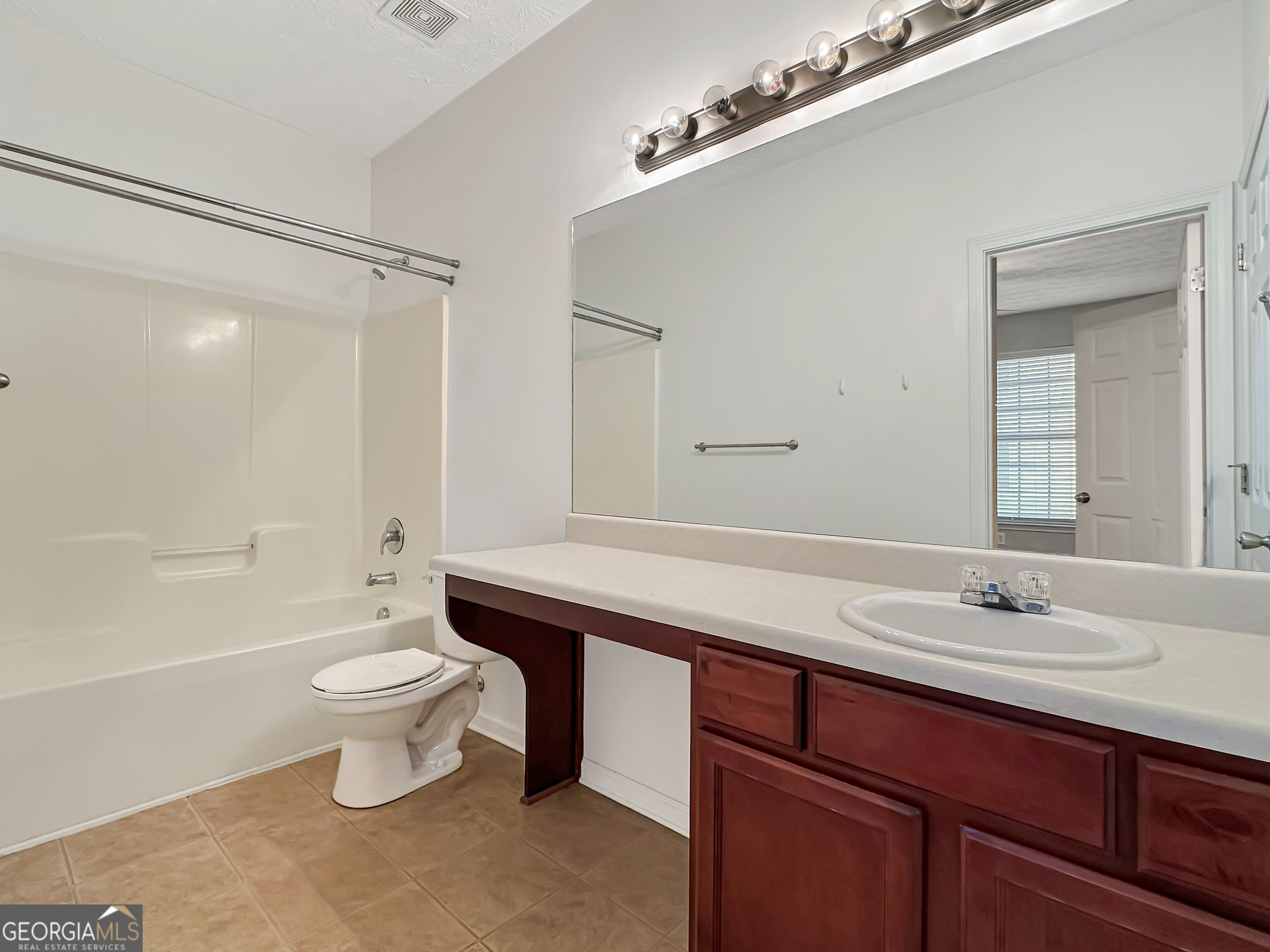 4283 High Park Lane # 10 Property Photo 17