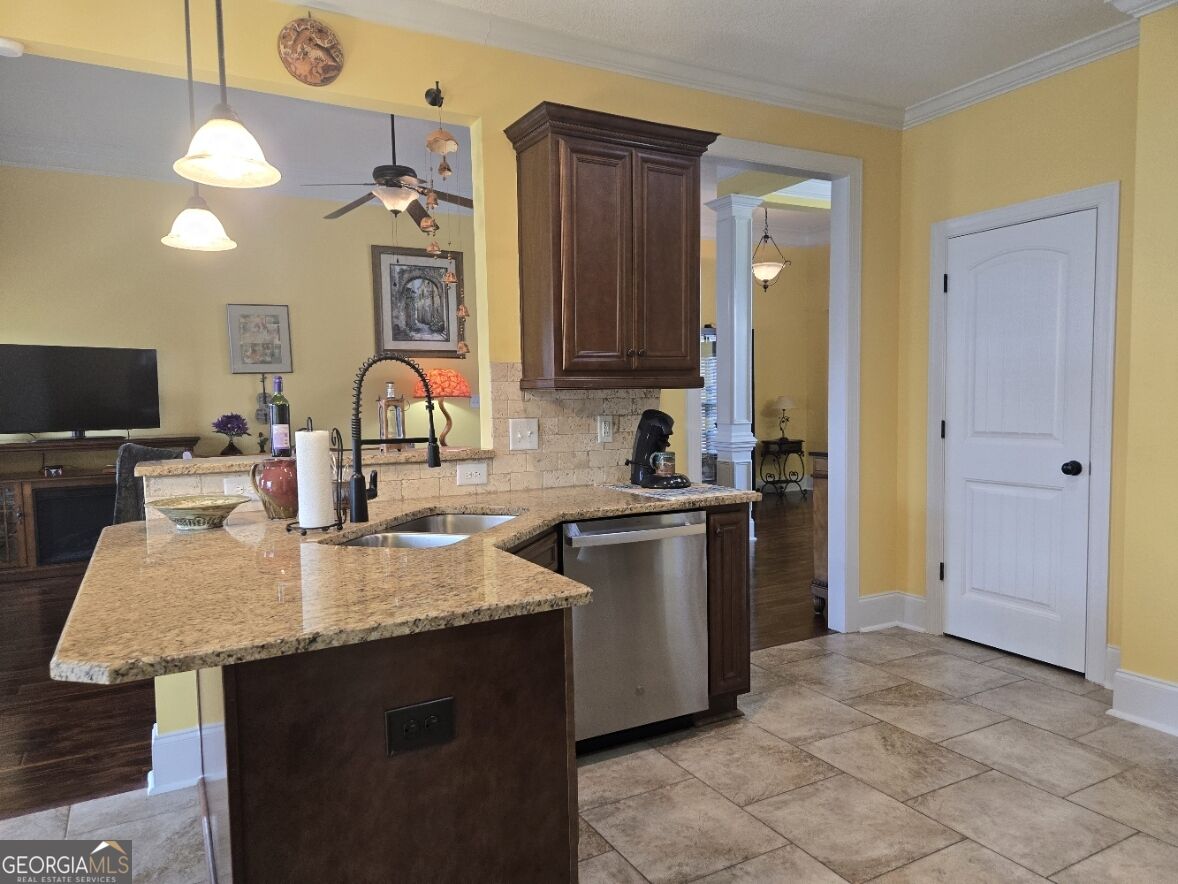 107 Rushmore Place Property Photo 19
