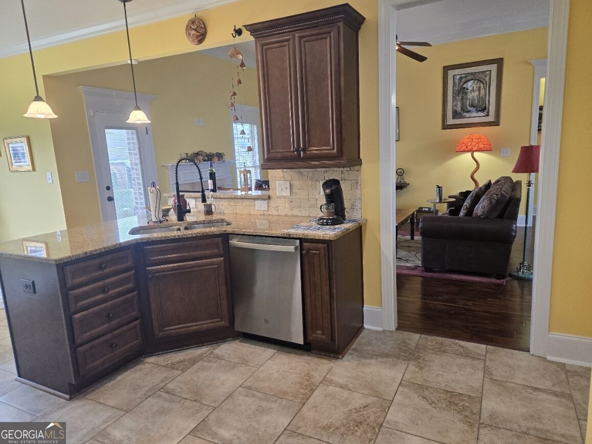 107 Rushmore Place Property Photo 22