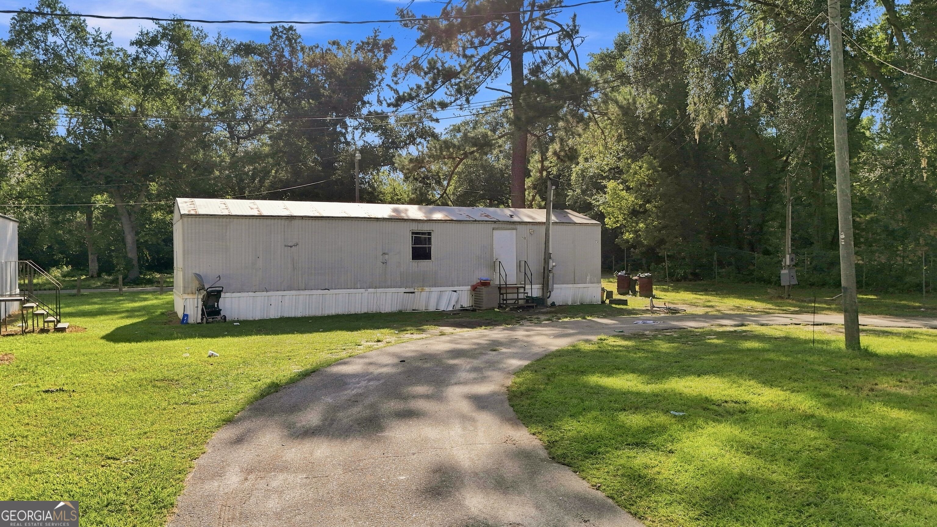 28 E Peeler Ave Property Photo 7