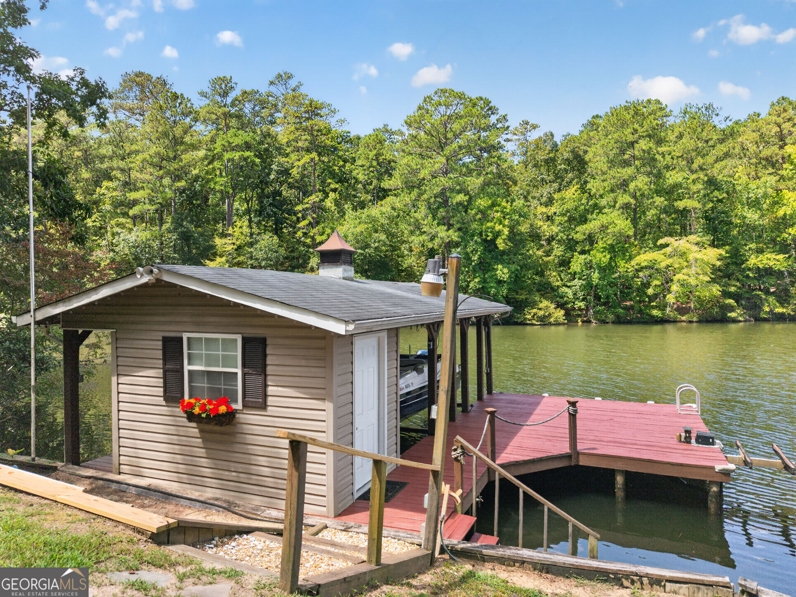 2123 Harbour Point Drive Property Photo 7