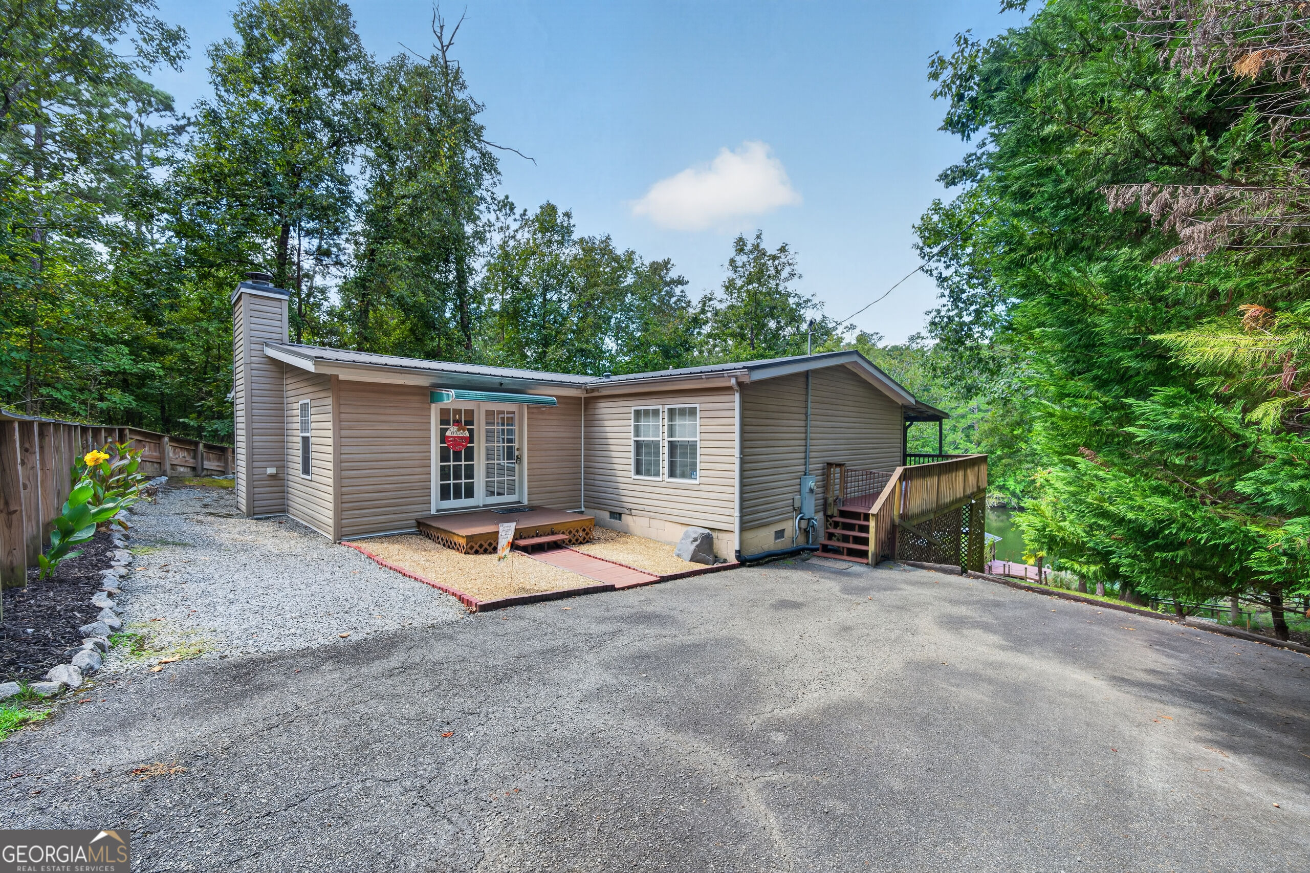 2123 Harbour Point Drive Property Photo 21
