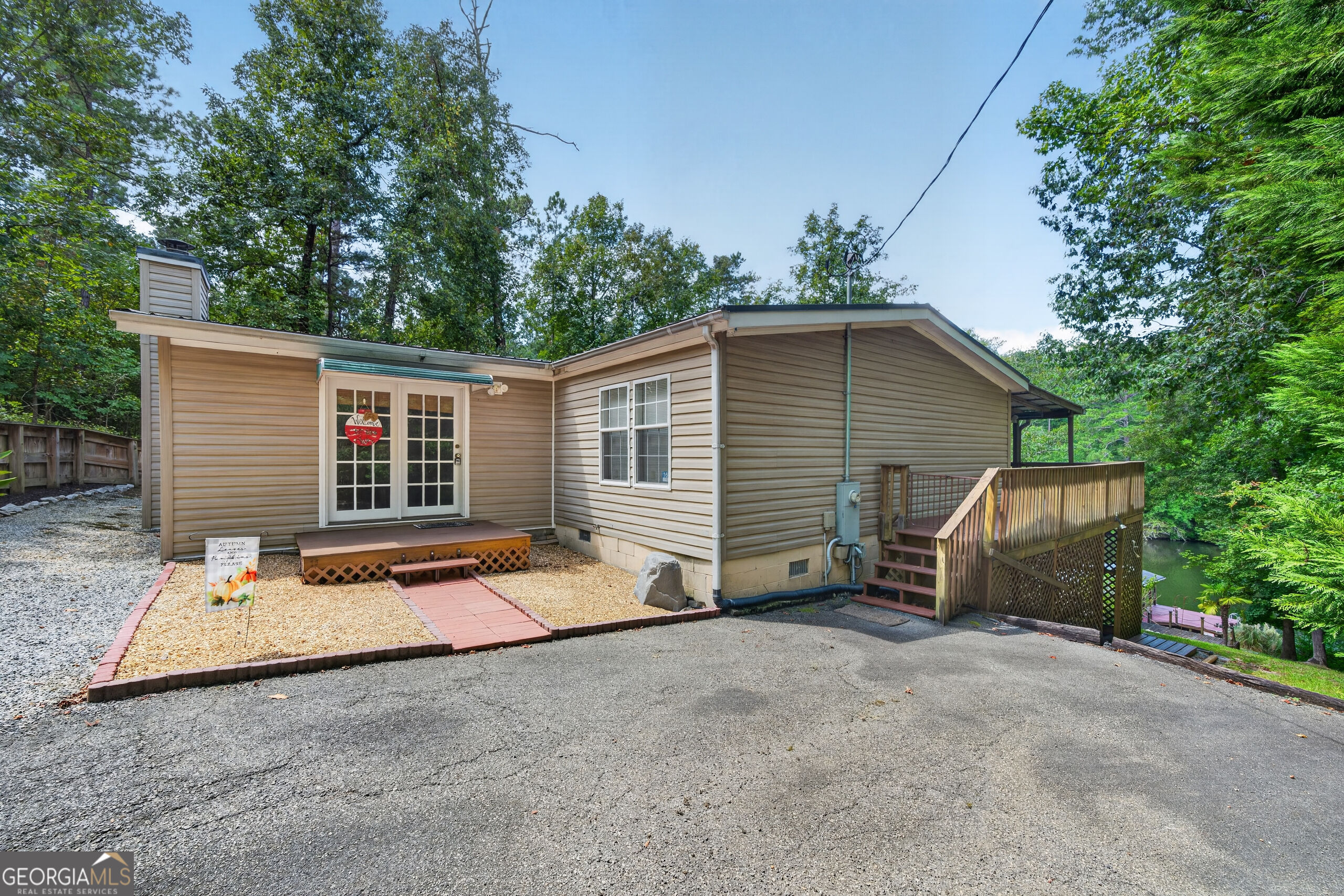2123 Harbour Point Drive Property Photo 22