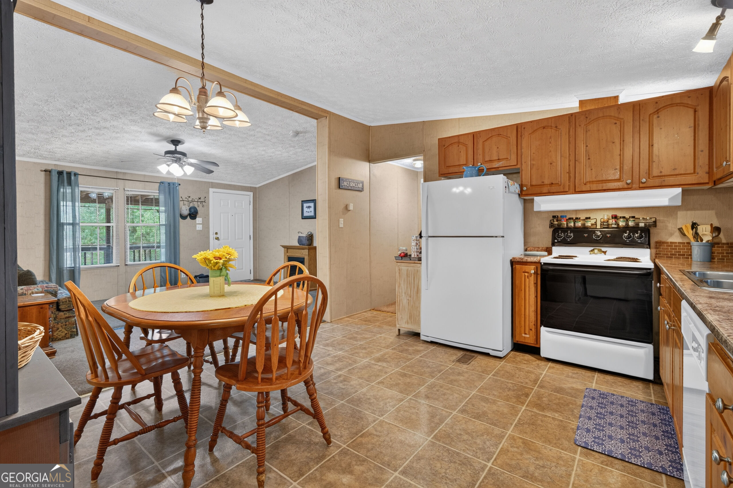 2123 Harbour Point Drive Property Photo 29