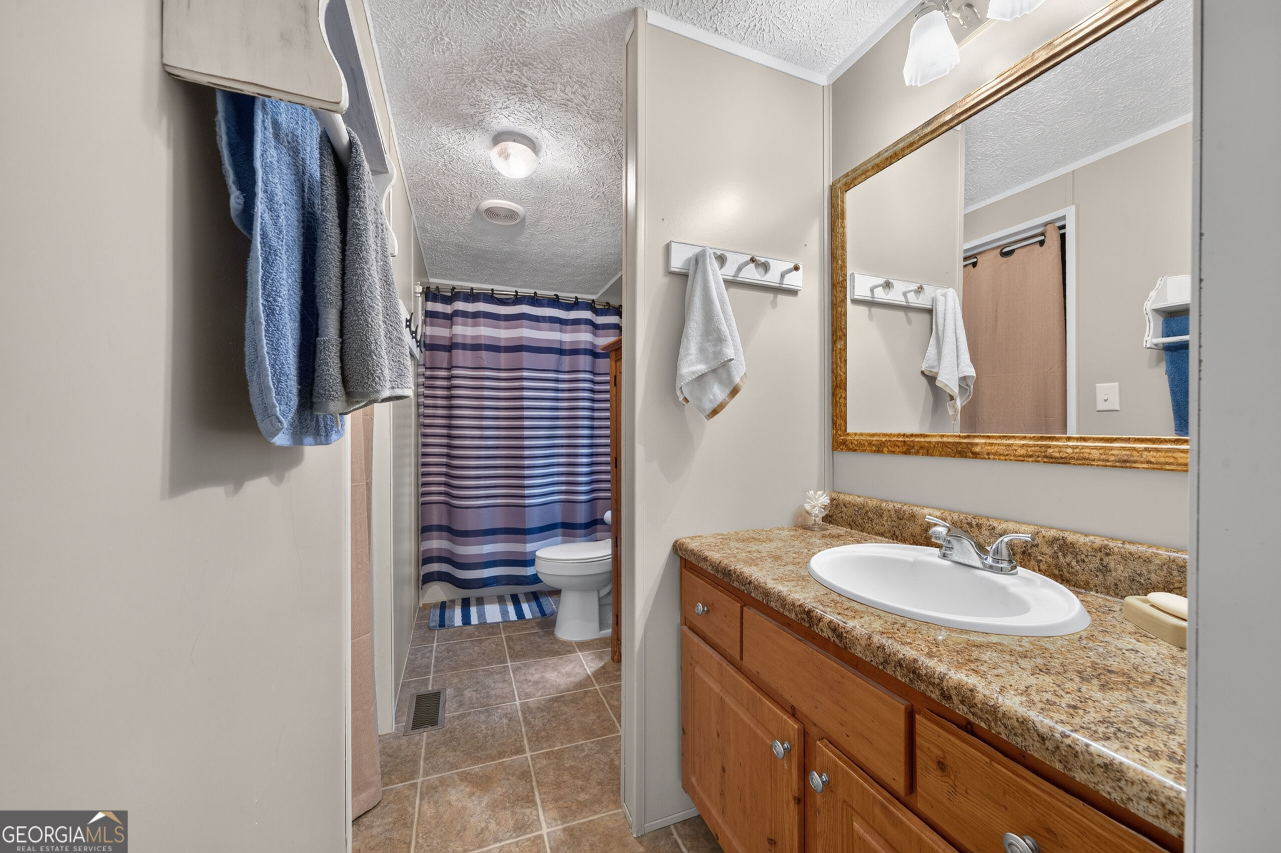2123 Harbour Point Drive Property Photo 49