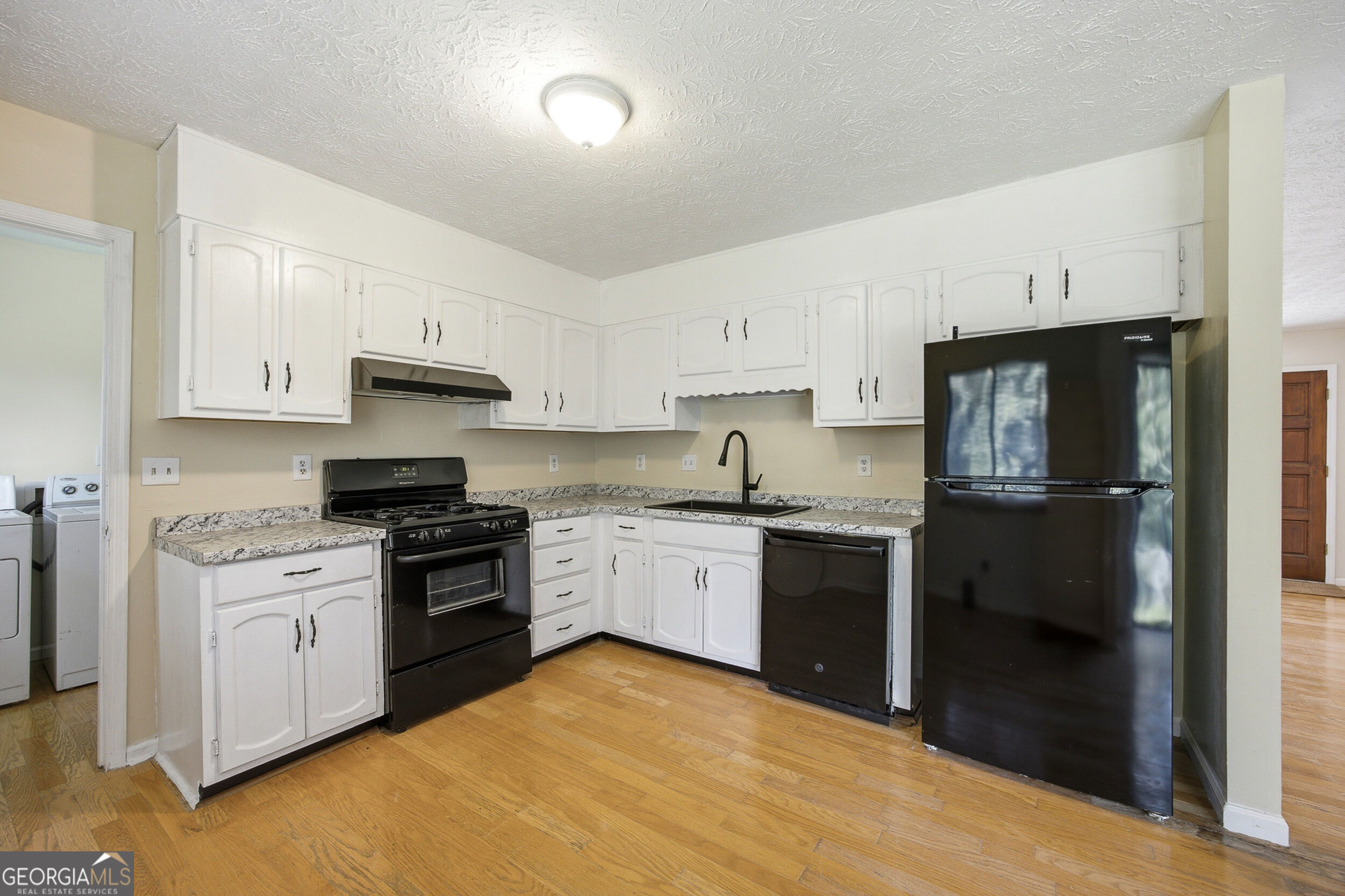 7029 Hania Drive Property Photo 4