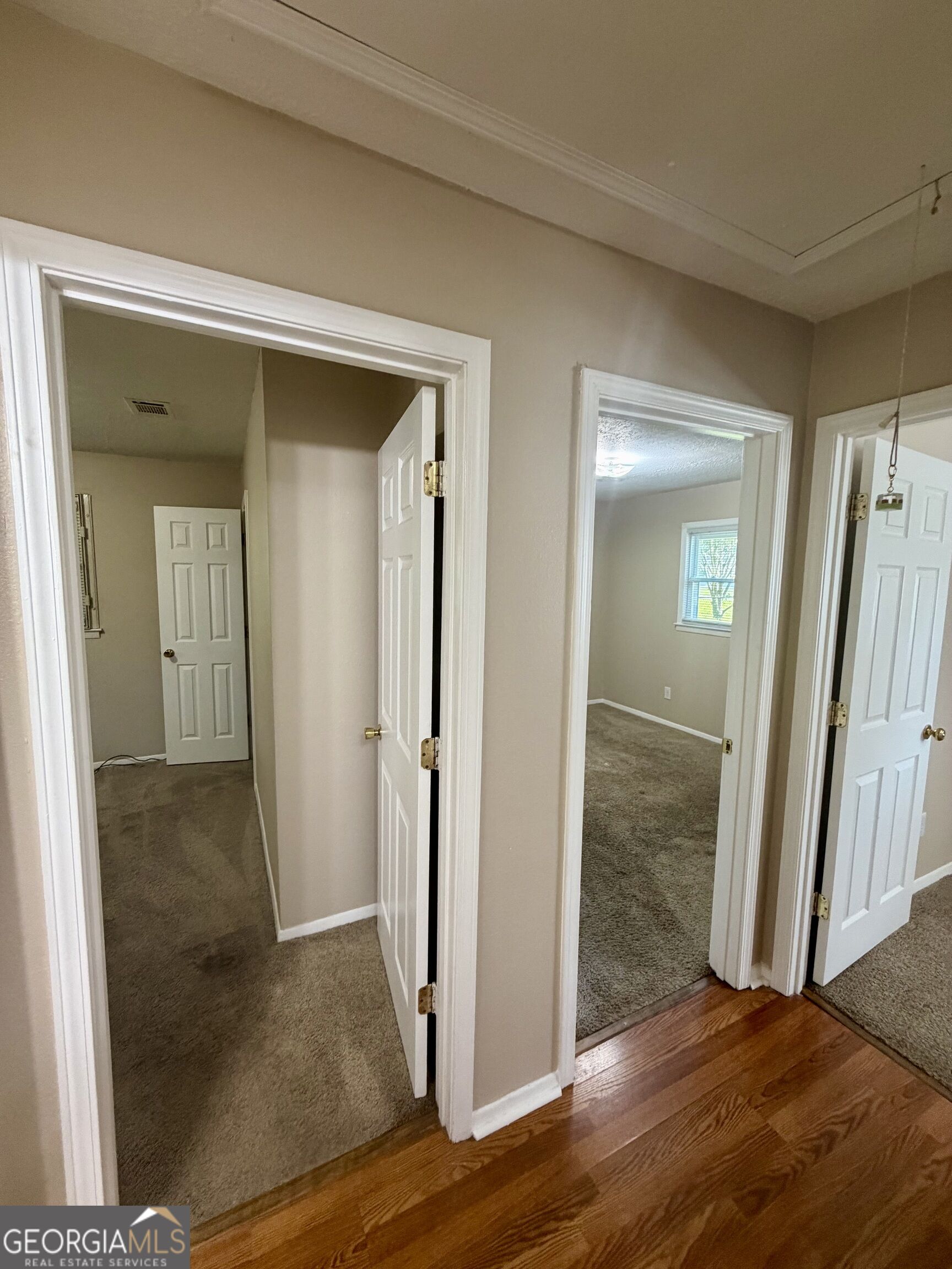 814 Crestwood Terrace Property Photo 18