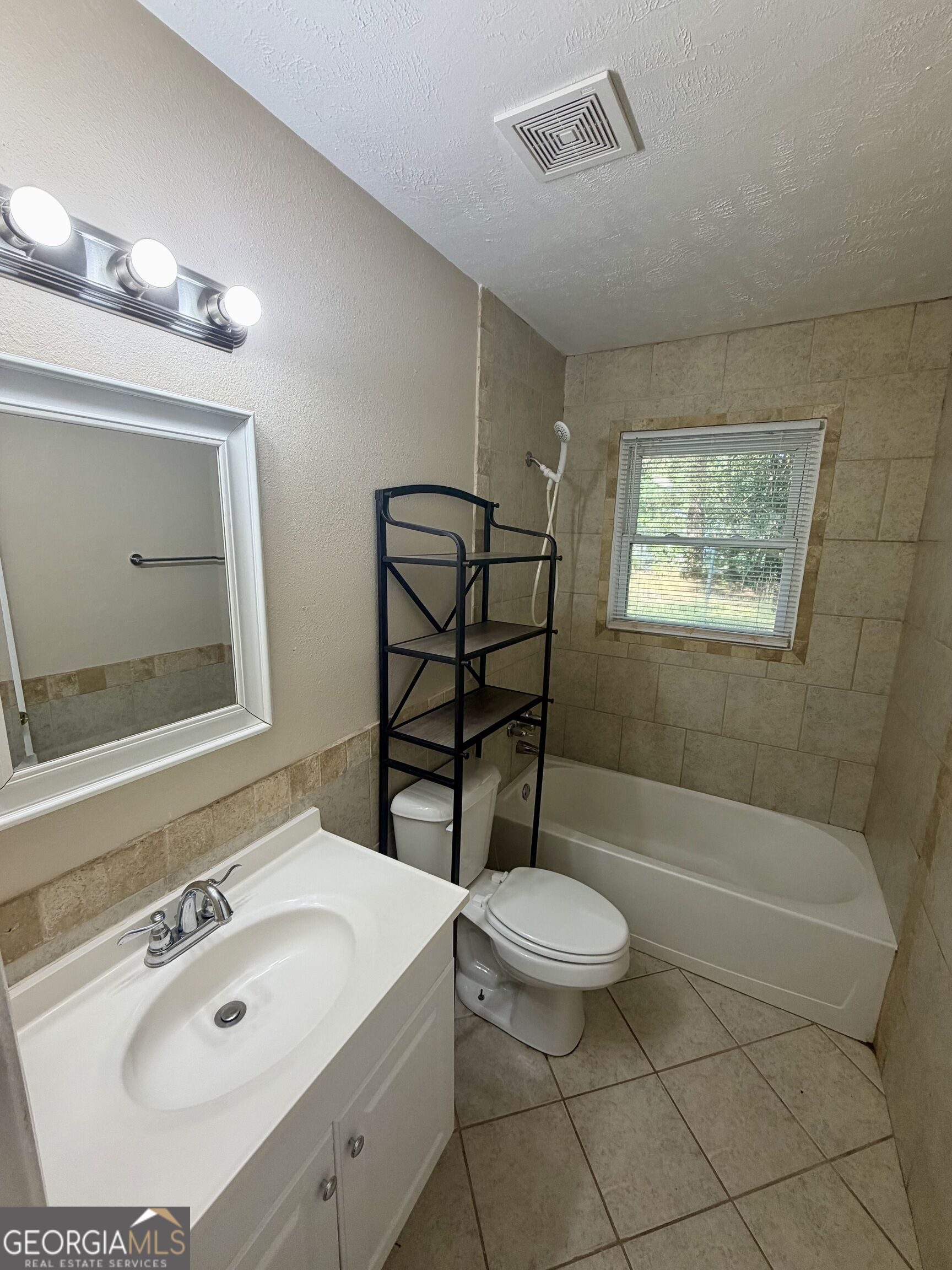 814 Crestwood Terrace Property Photo 19