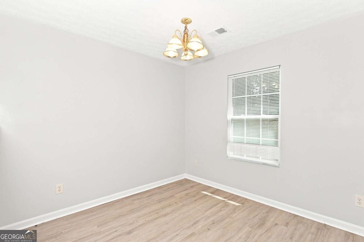 5604 Windfall Lane Property Photo 9