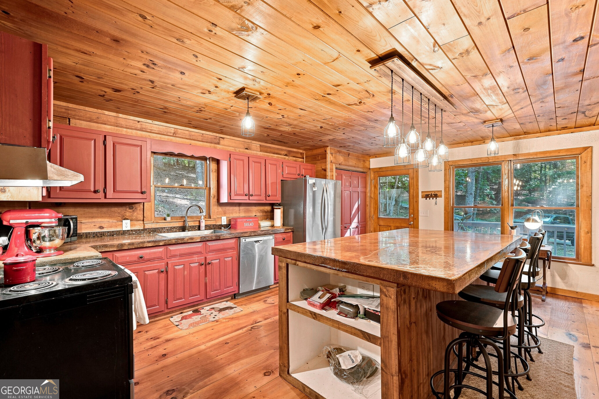 19 Blackberry Falls Lane Property Photo 8