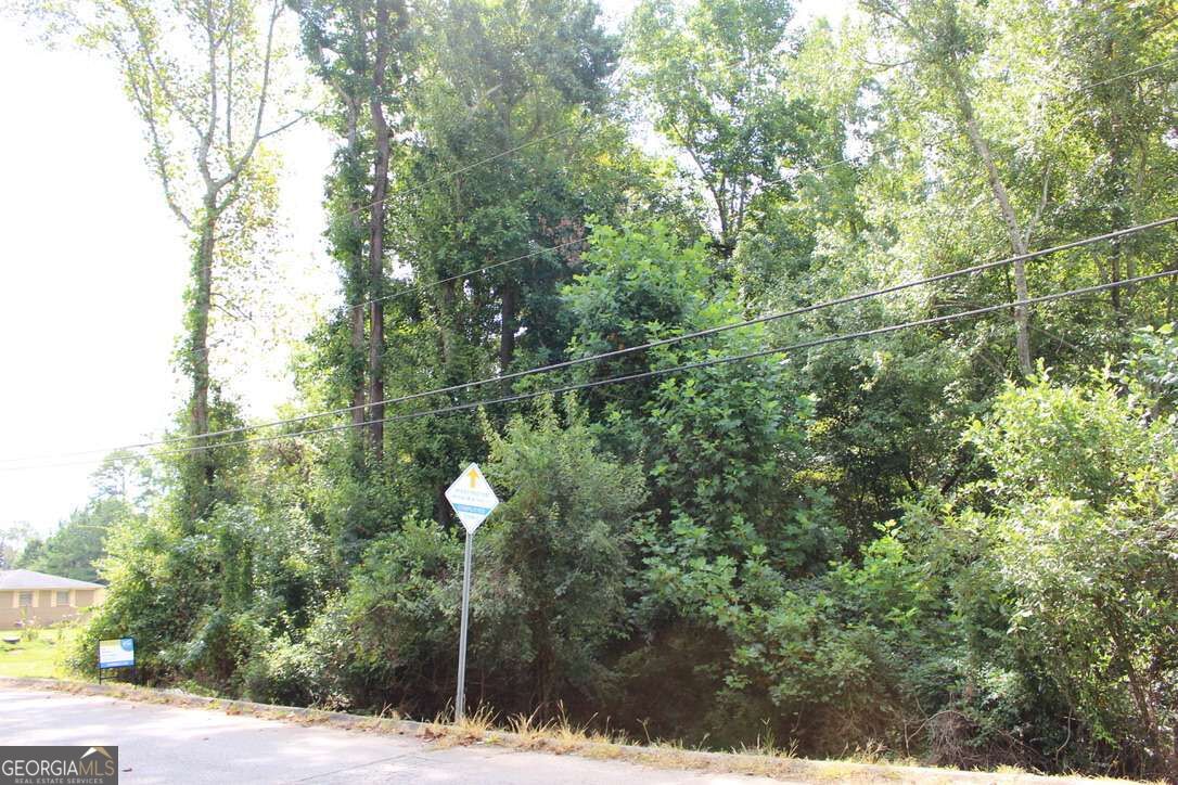 218 Ella Drive Property Photo 2