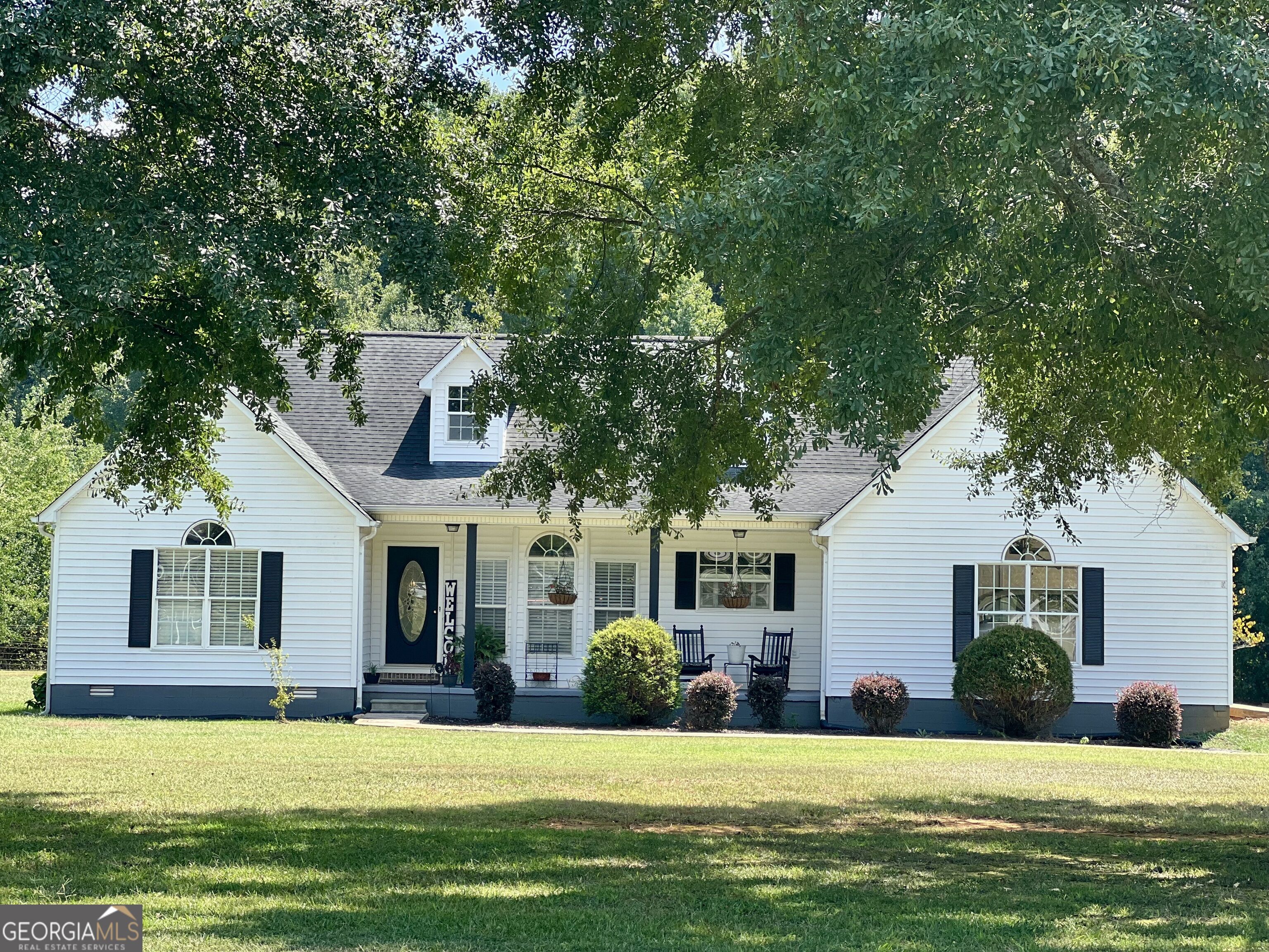 476 Clover Ave. Property Photo 1